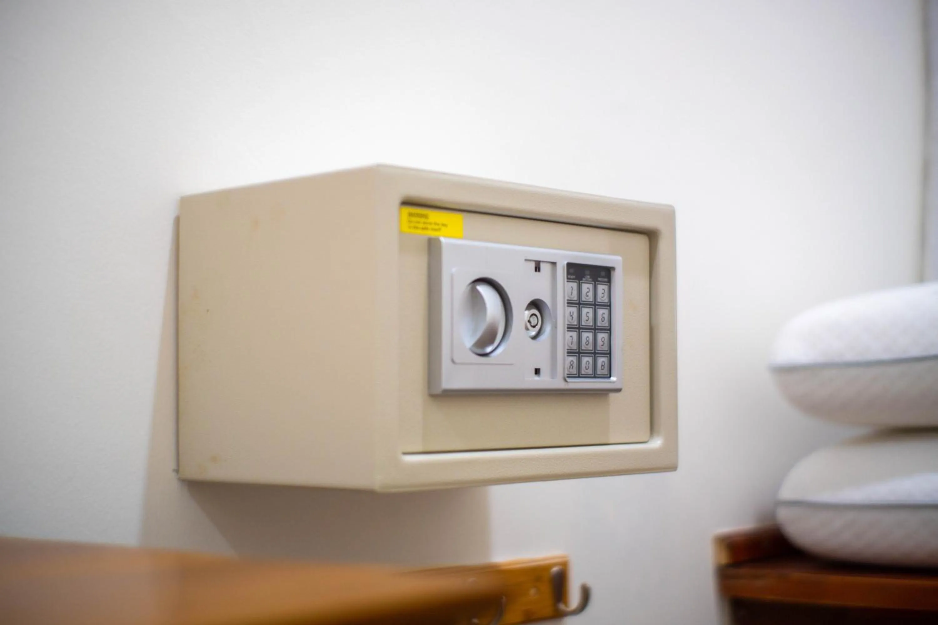 safe in Villa Selonding Batu