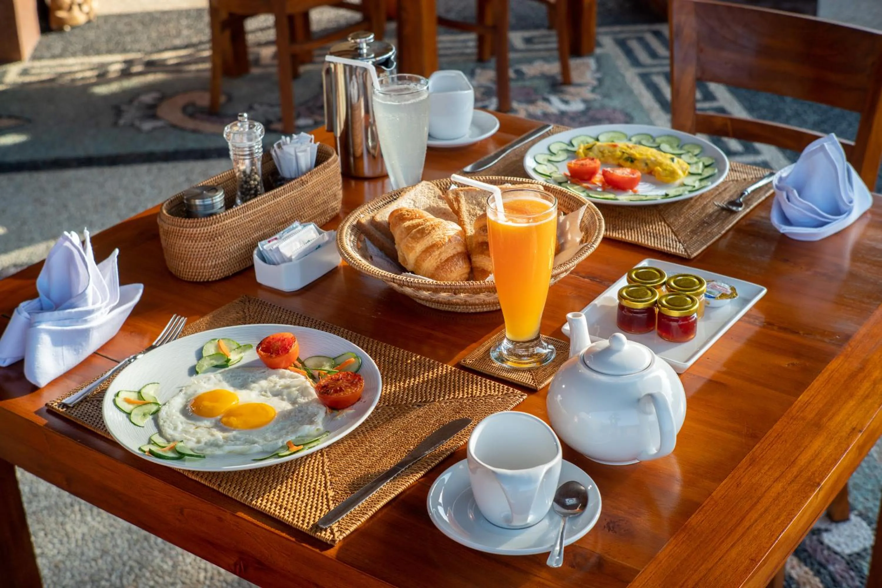 Continental breakfast in Villa Selonding Batu