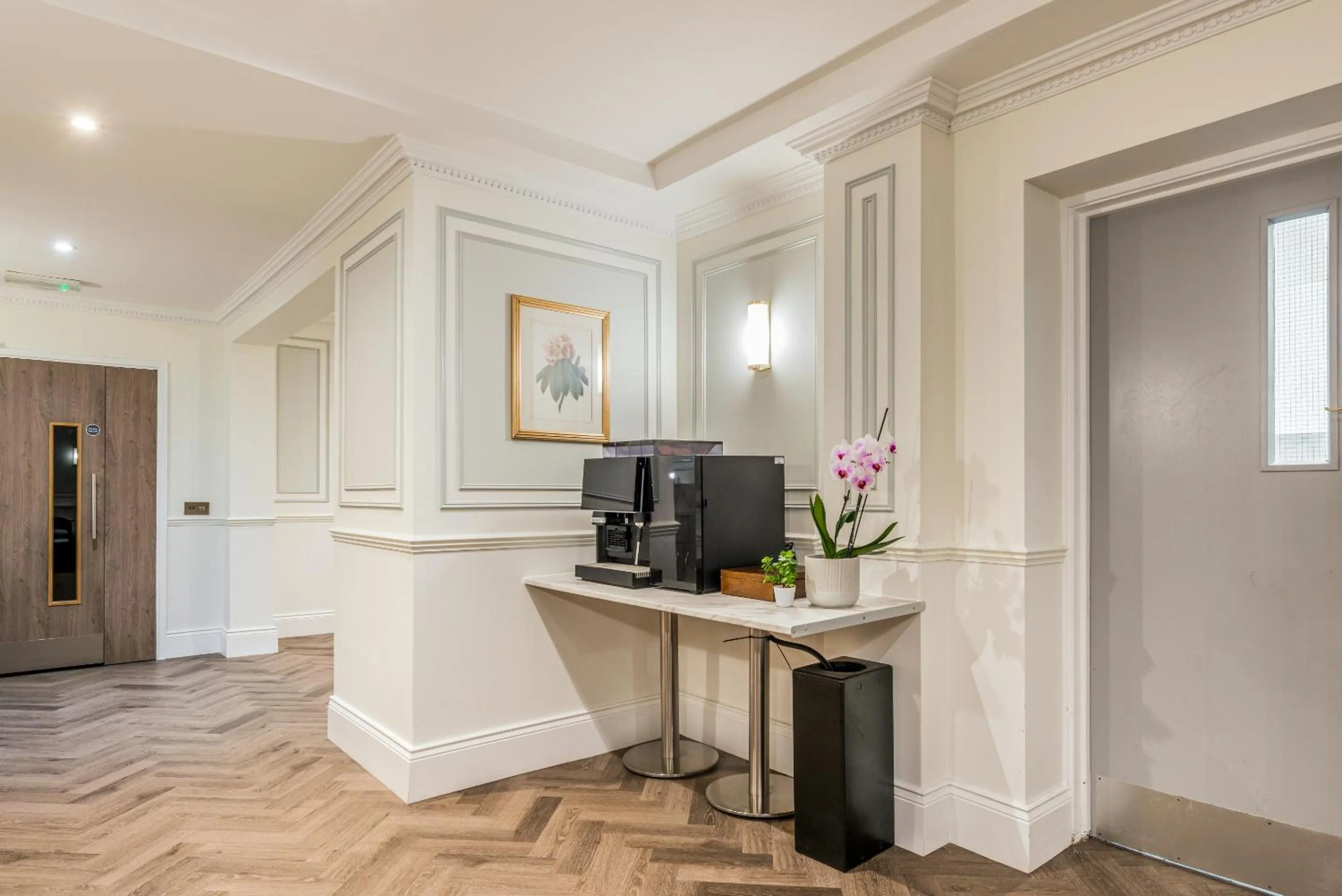 Dining area in Princes Square