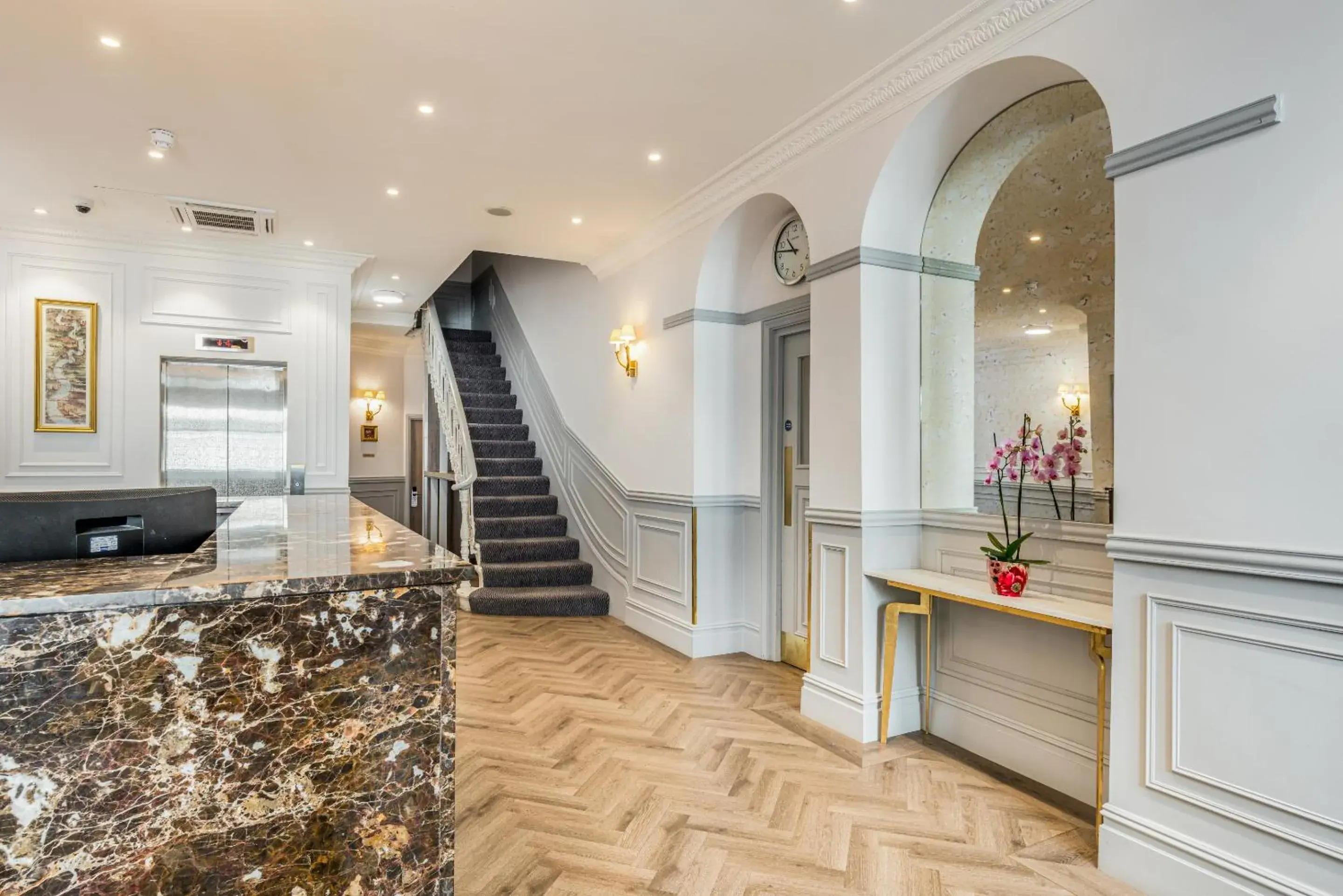 Lobby or reception in Princes Square Lobby or reception in Princes Square