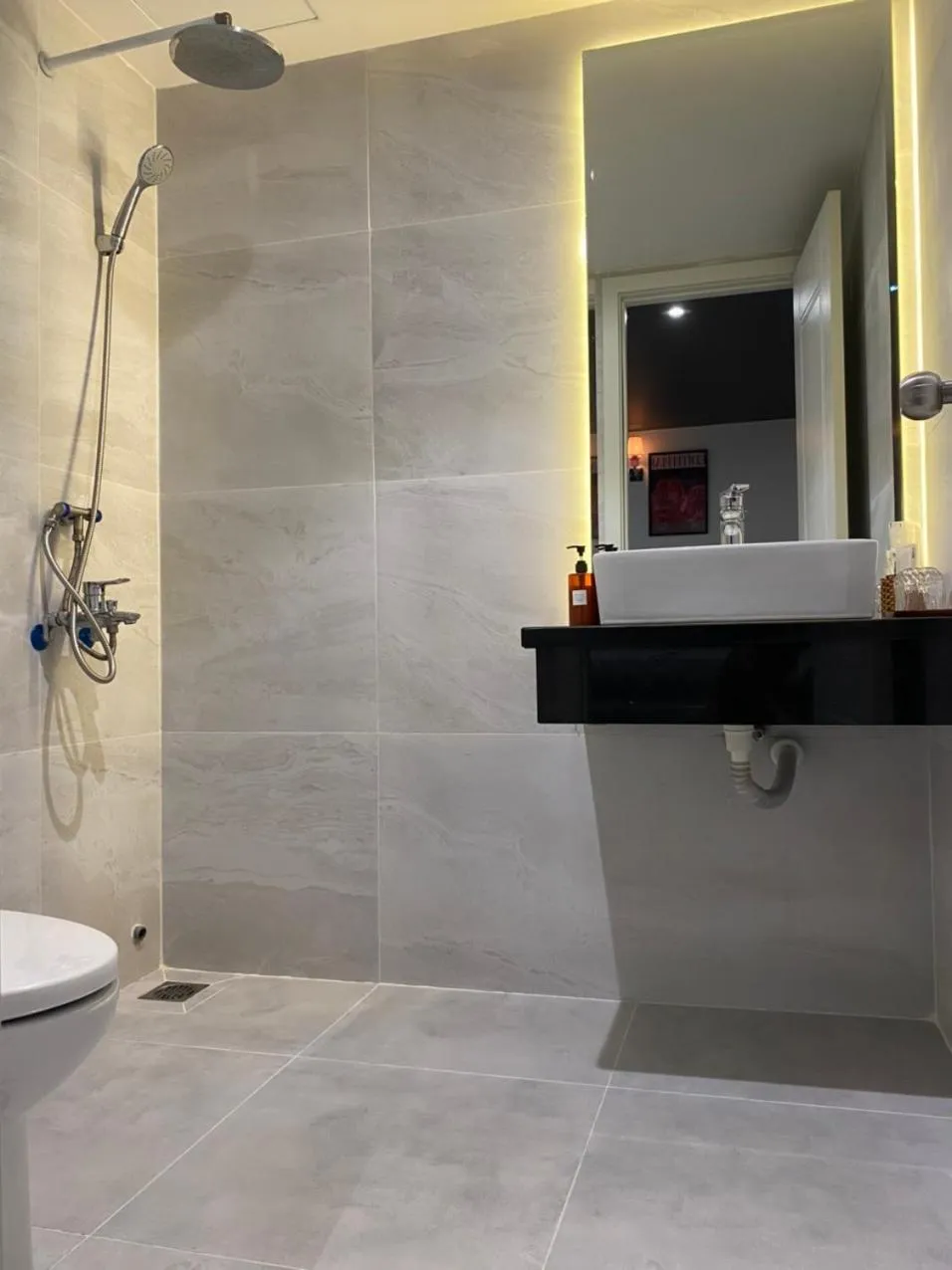 Bathroom in Đông Như 3