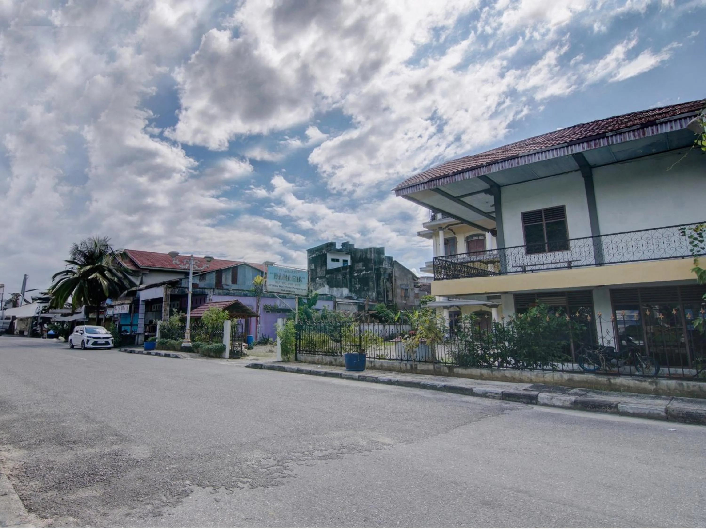 Facade/entrance in Hotel O Bahagia Homestay SyariahNearMonument Park City Sand Pengaraian
