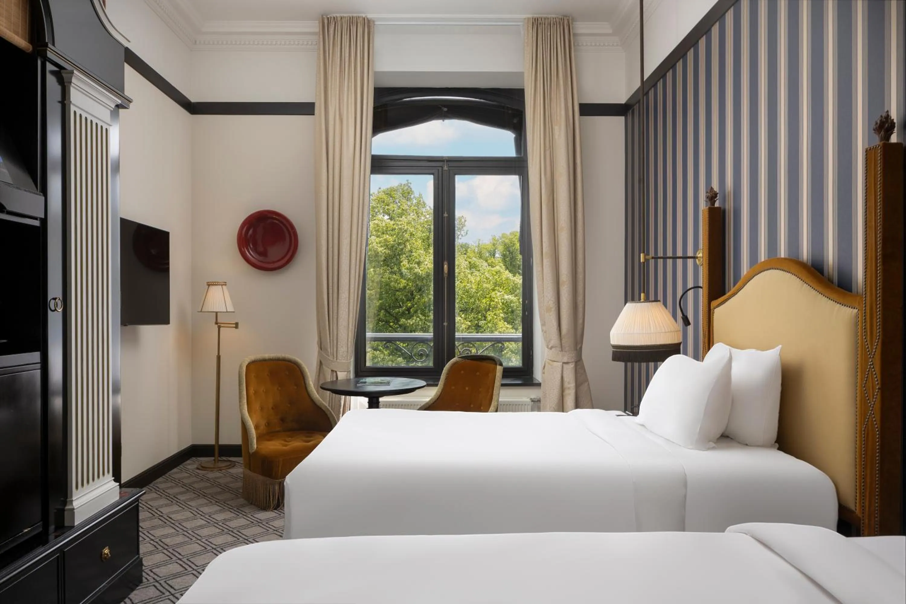 Bed in Hotel Des Indes The Hague