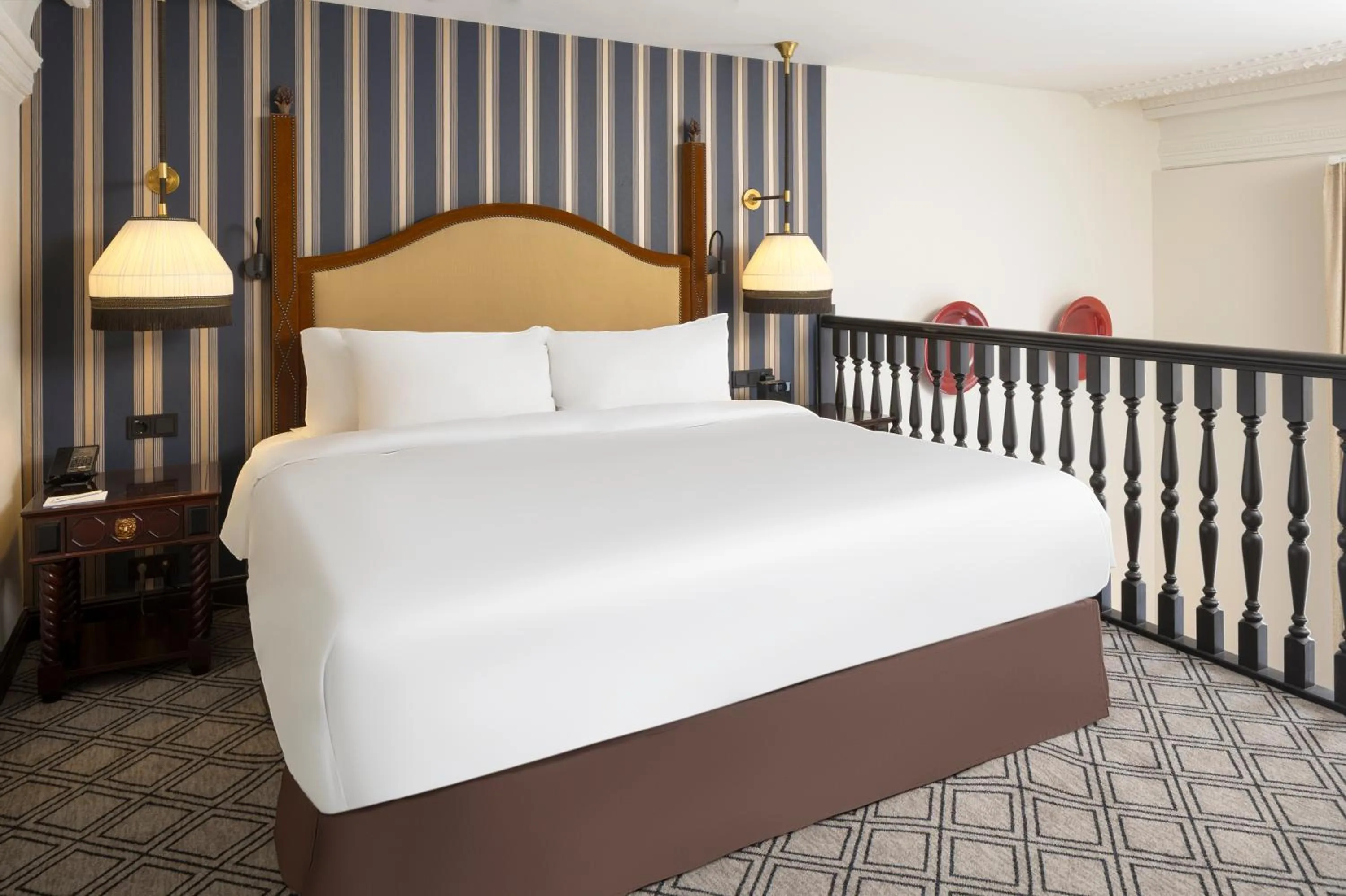 Bed in Hotel Des Indes The Hague