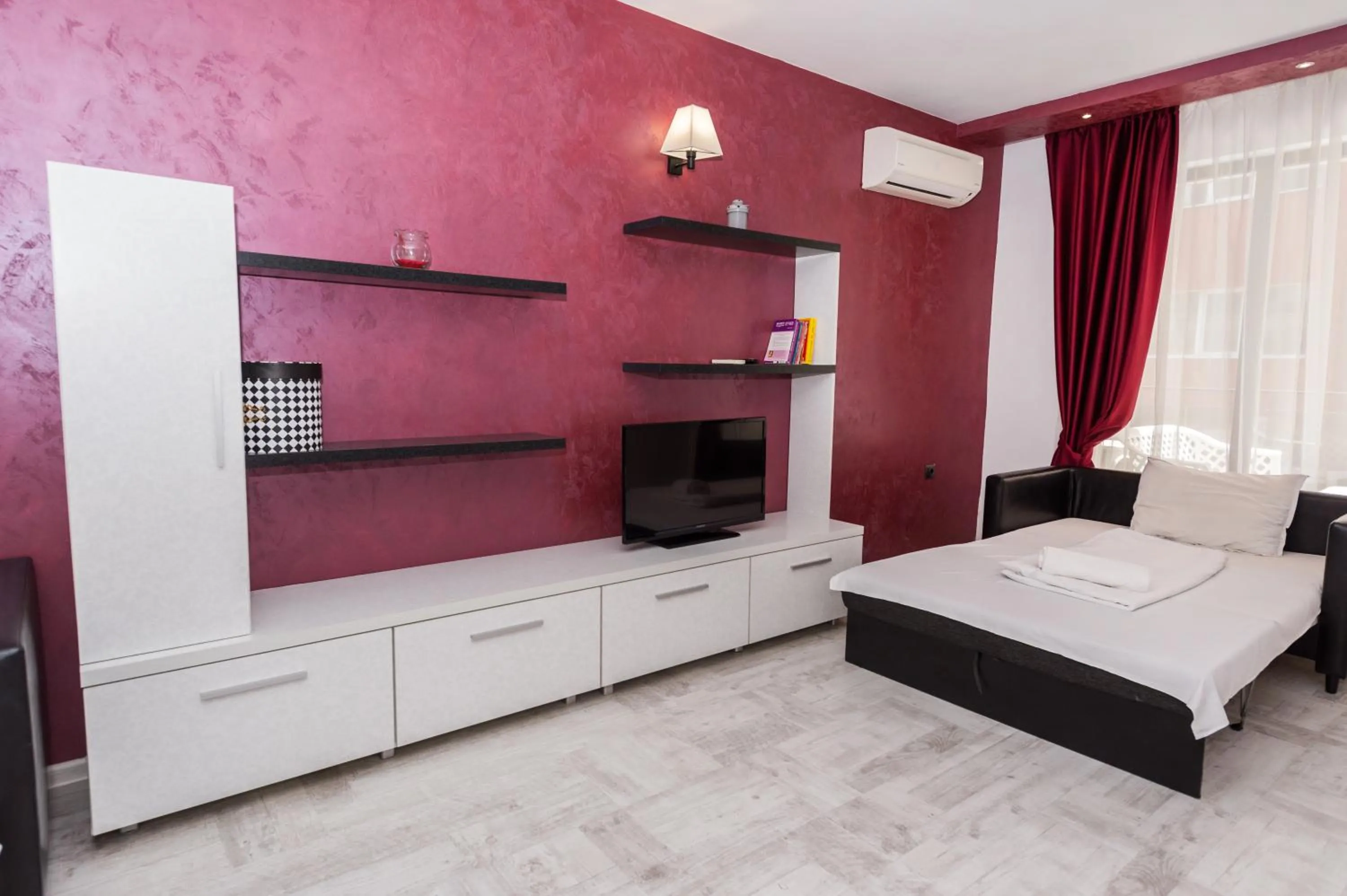Bed in Polina Beach