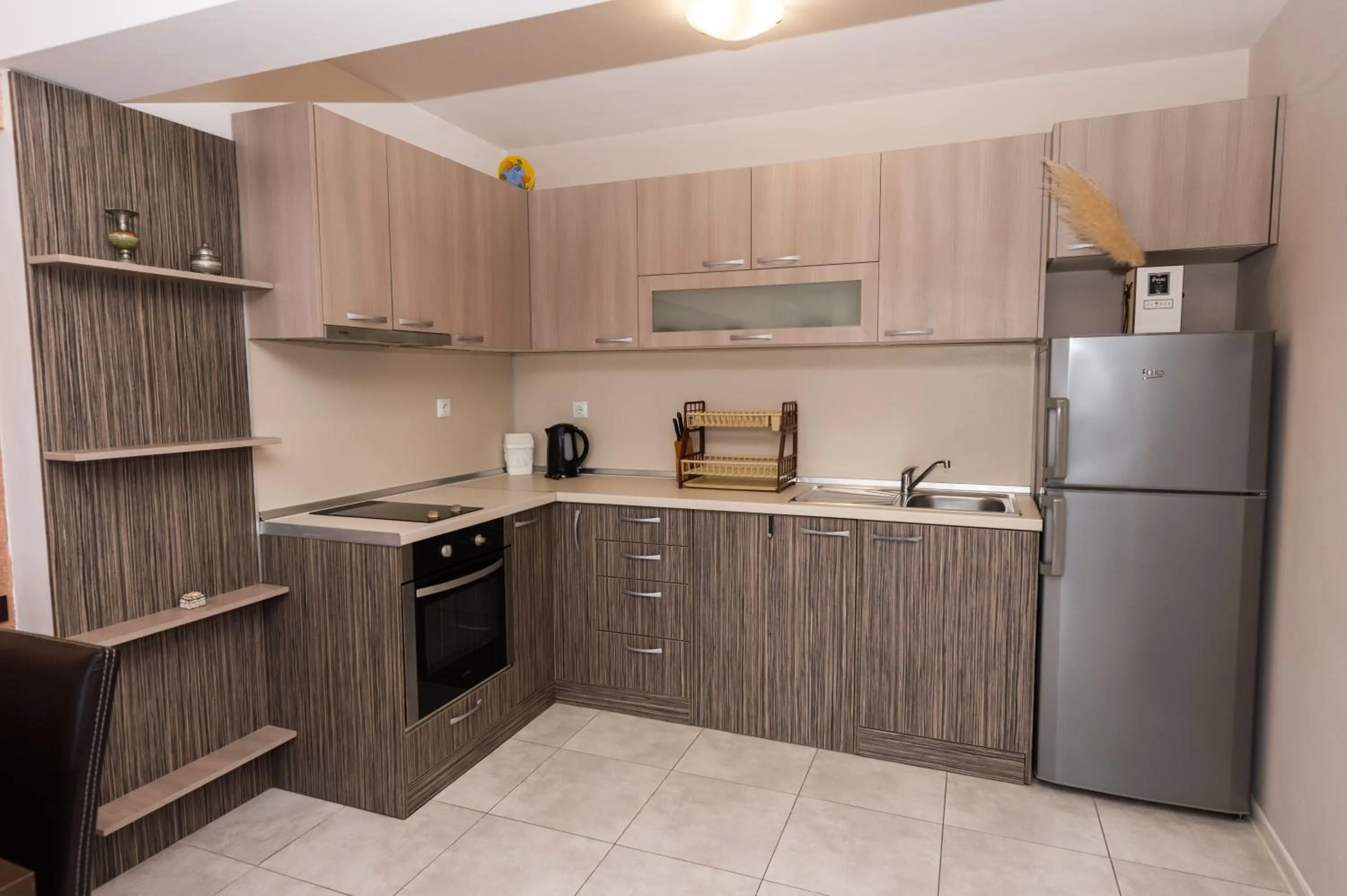 Coffee/tea facilities in Polina Beach