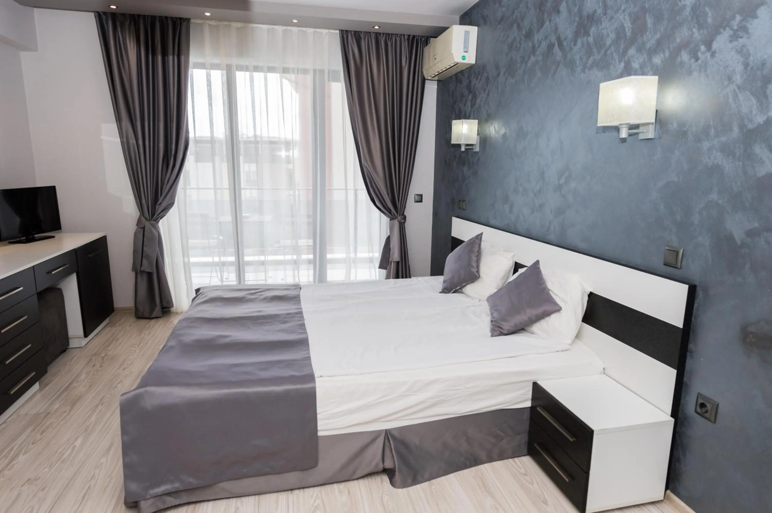 Bed in Polina Beach