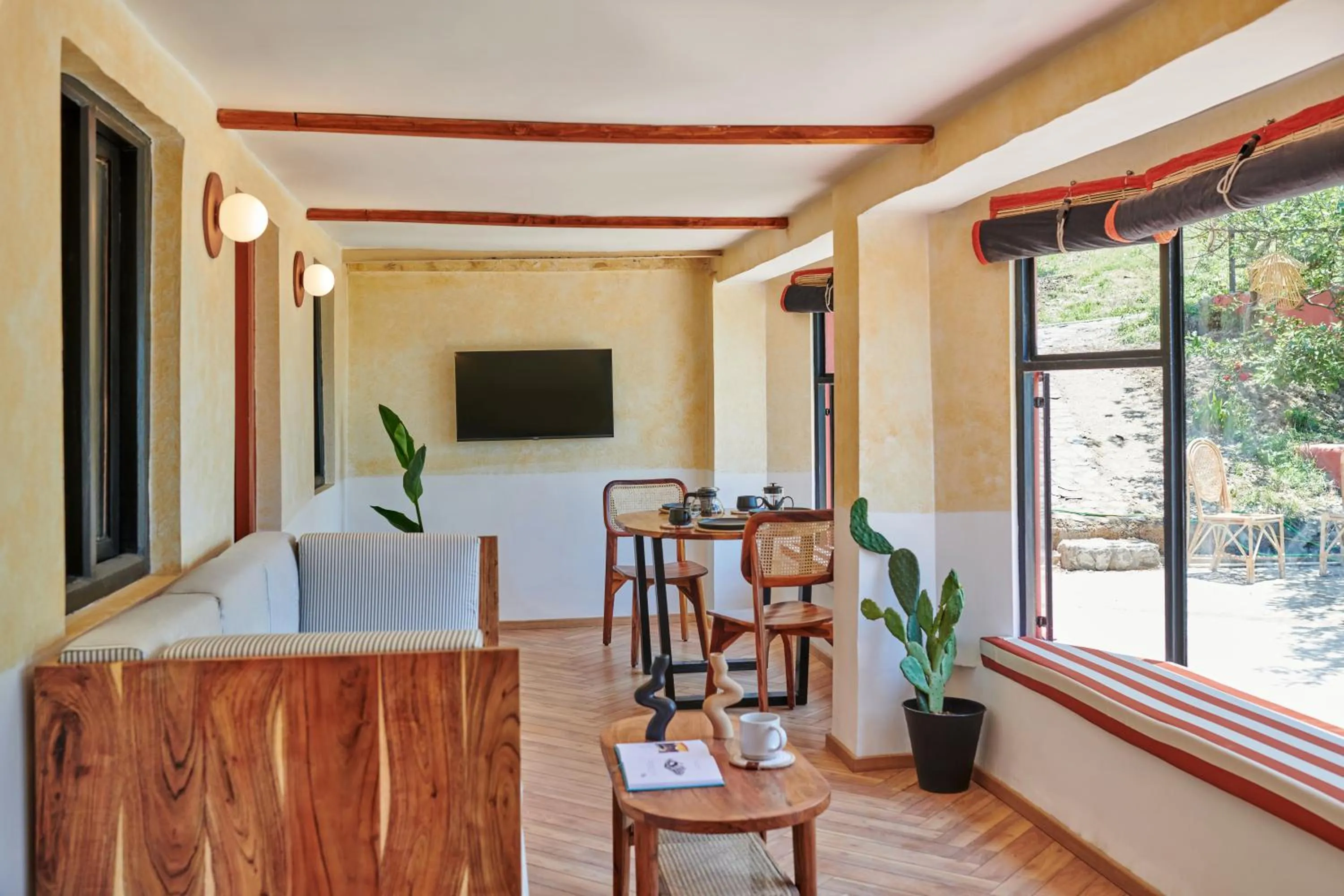 Communal lounge/ TV room in Minimalist : An Eco Farmstay