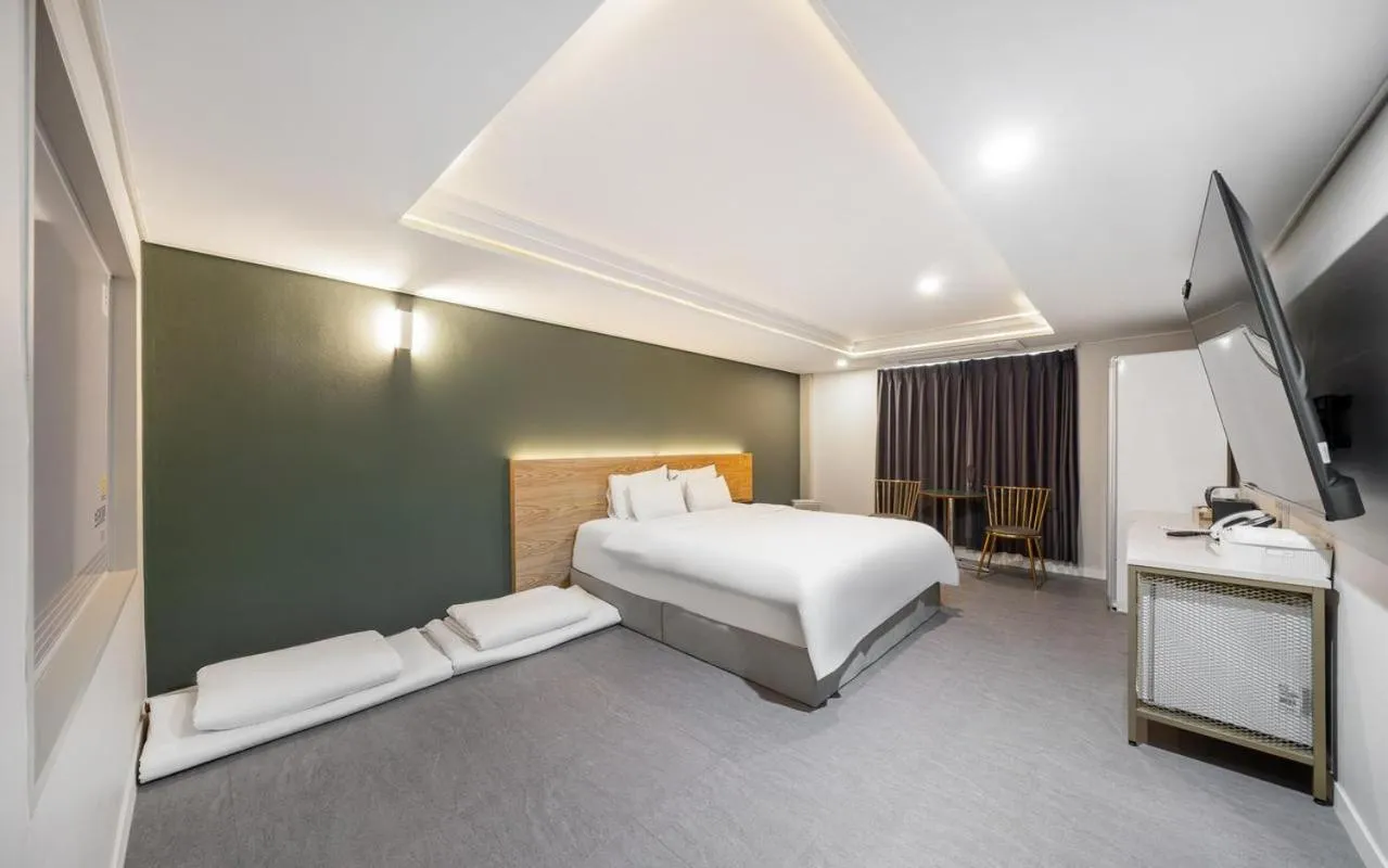 Bed in Brighton Hotel