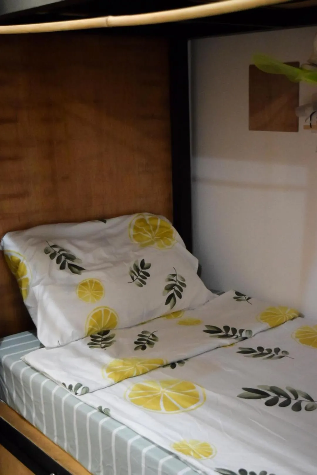 Bed in The Backyard Inn