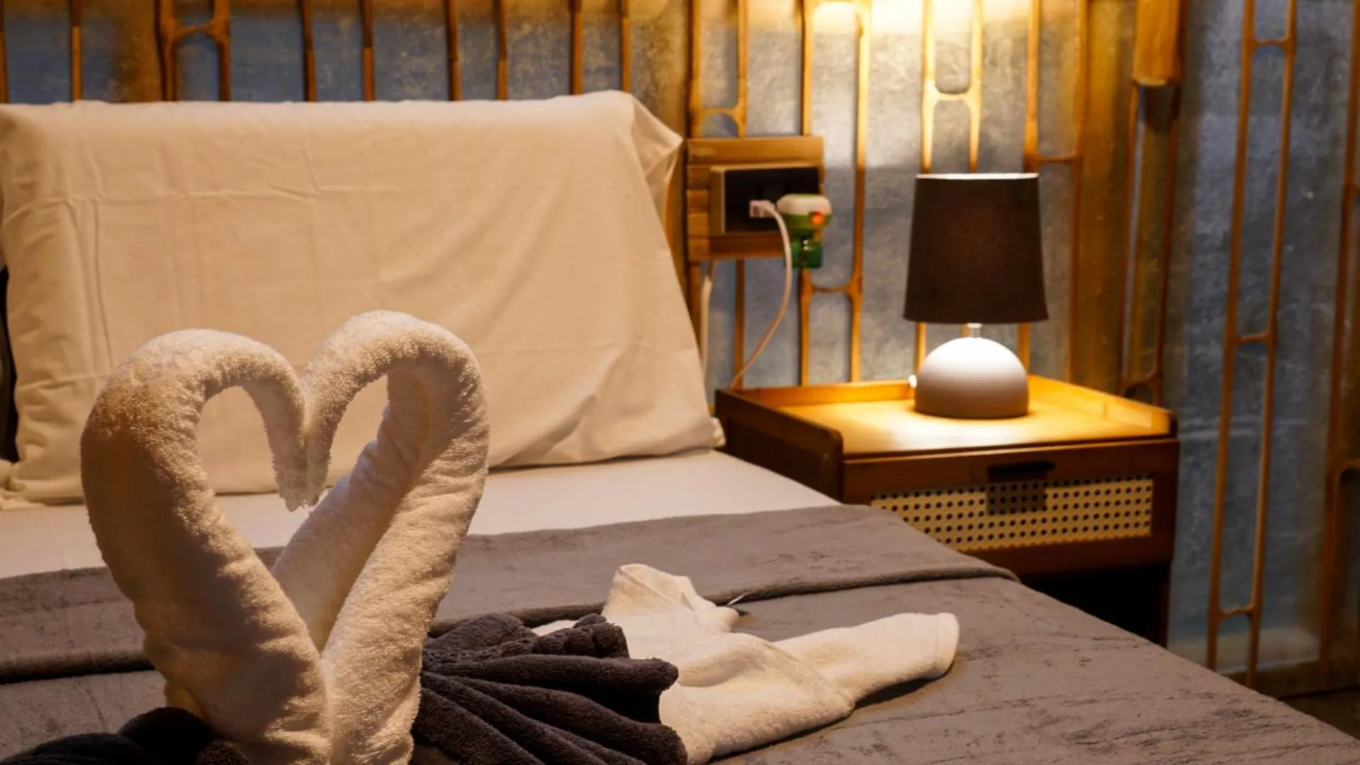 Bed in The Backyard Inn