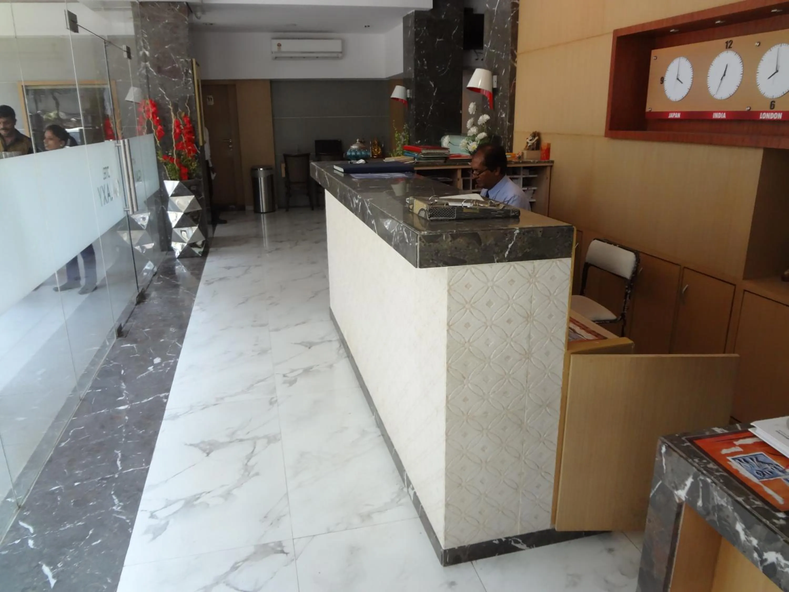 Lobby or reception in Galaxy Beacon Hotel, Santacruz ,Mumbai