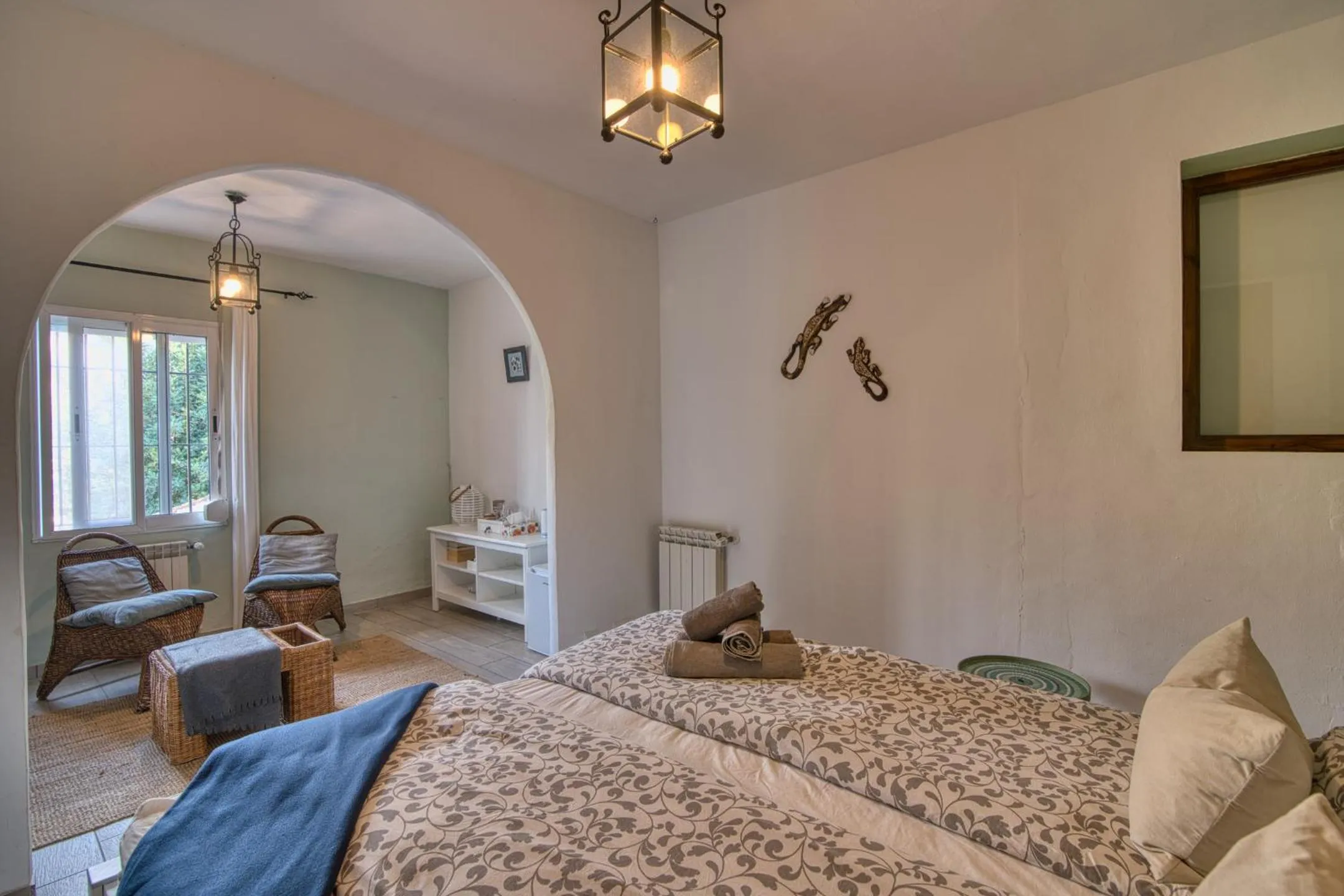 Photo of the whole room, Bed in Villa Morera Bed & Breakfast