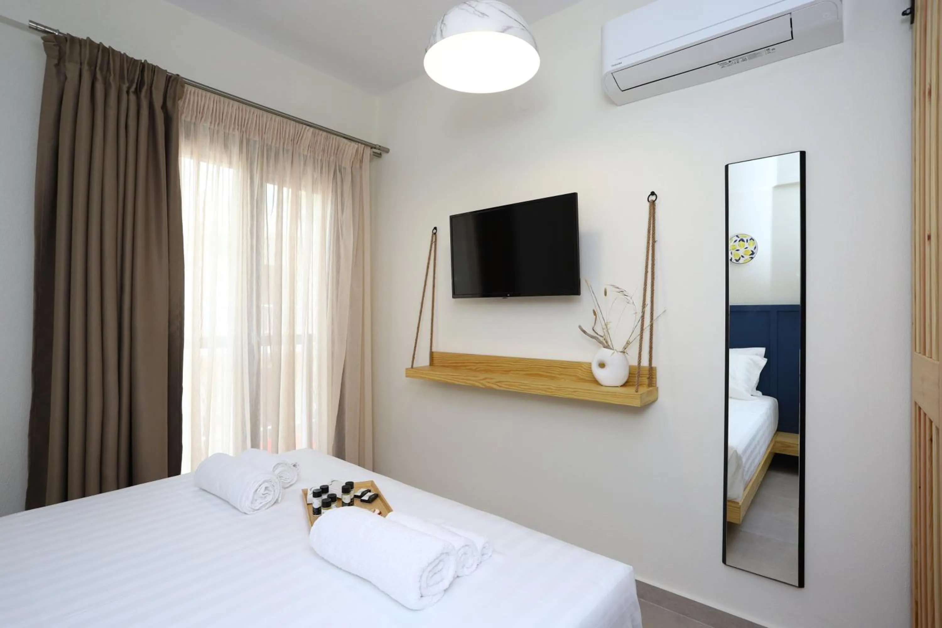 Bedroom, Bed in ONAR OURANOUPOLIS