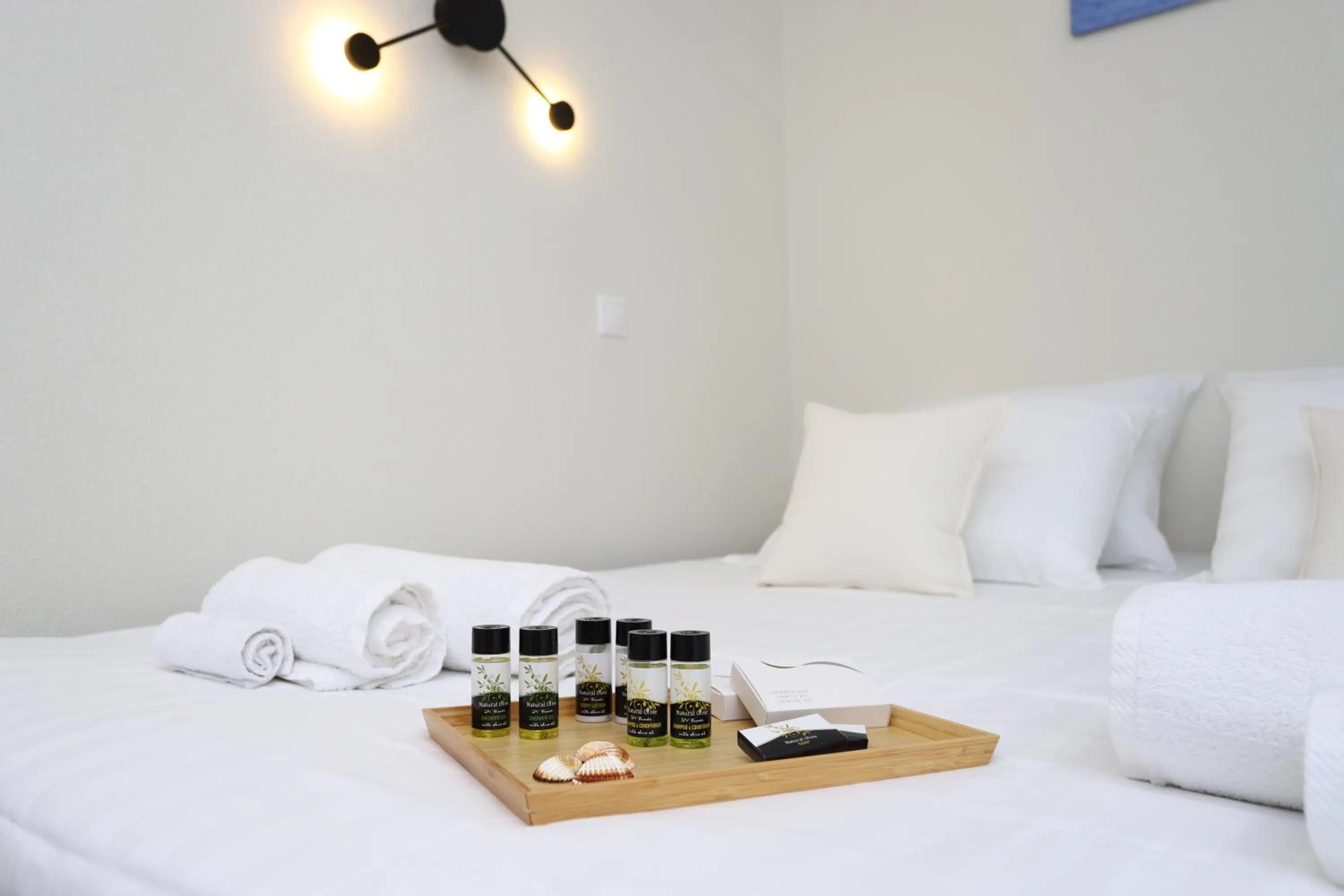 Living room, Bed in ONAR OURANOUPOLIS