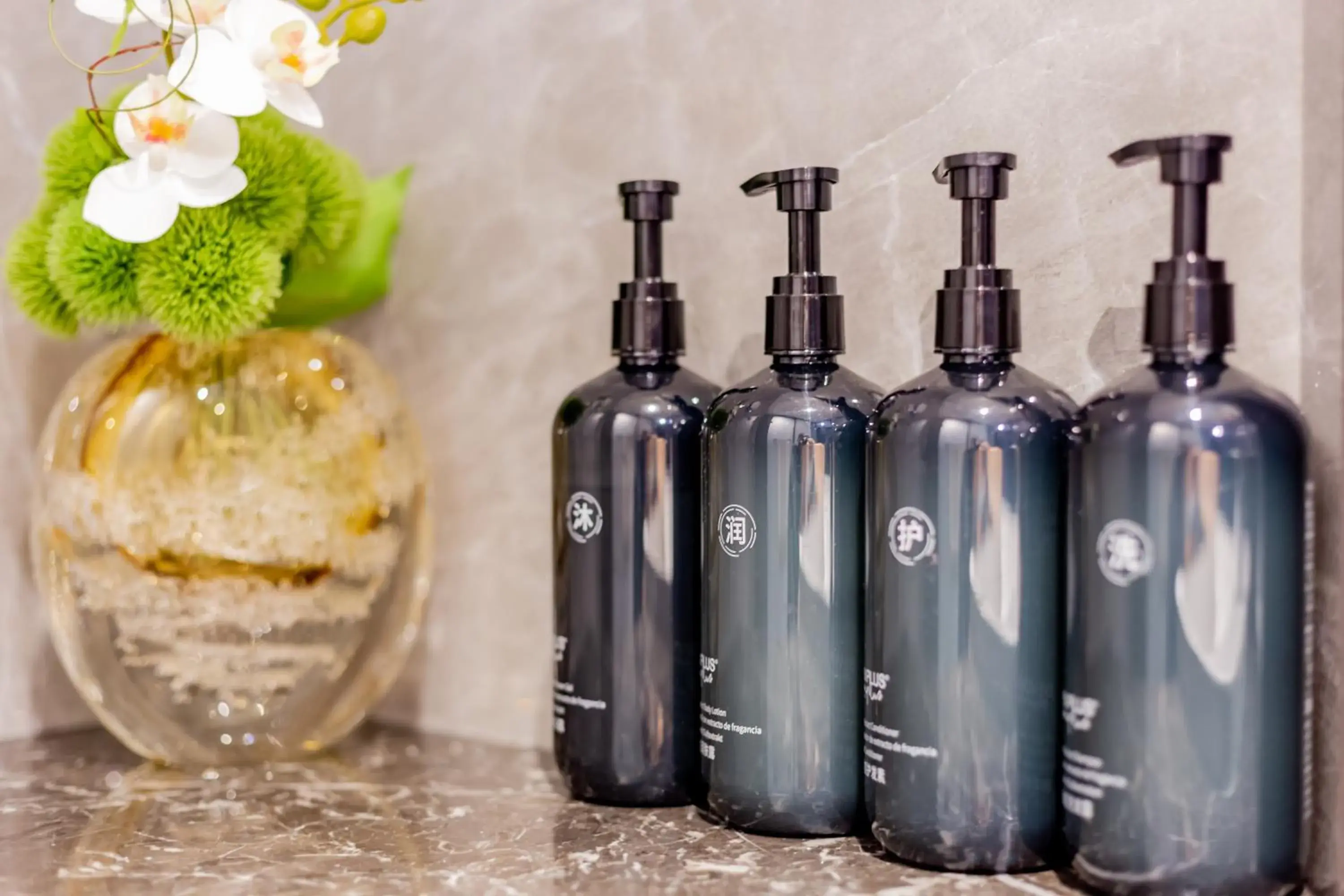 Property building in Ramada by Wyndham Bayannur Property building in Ramada by Wyndham Bayannur