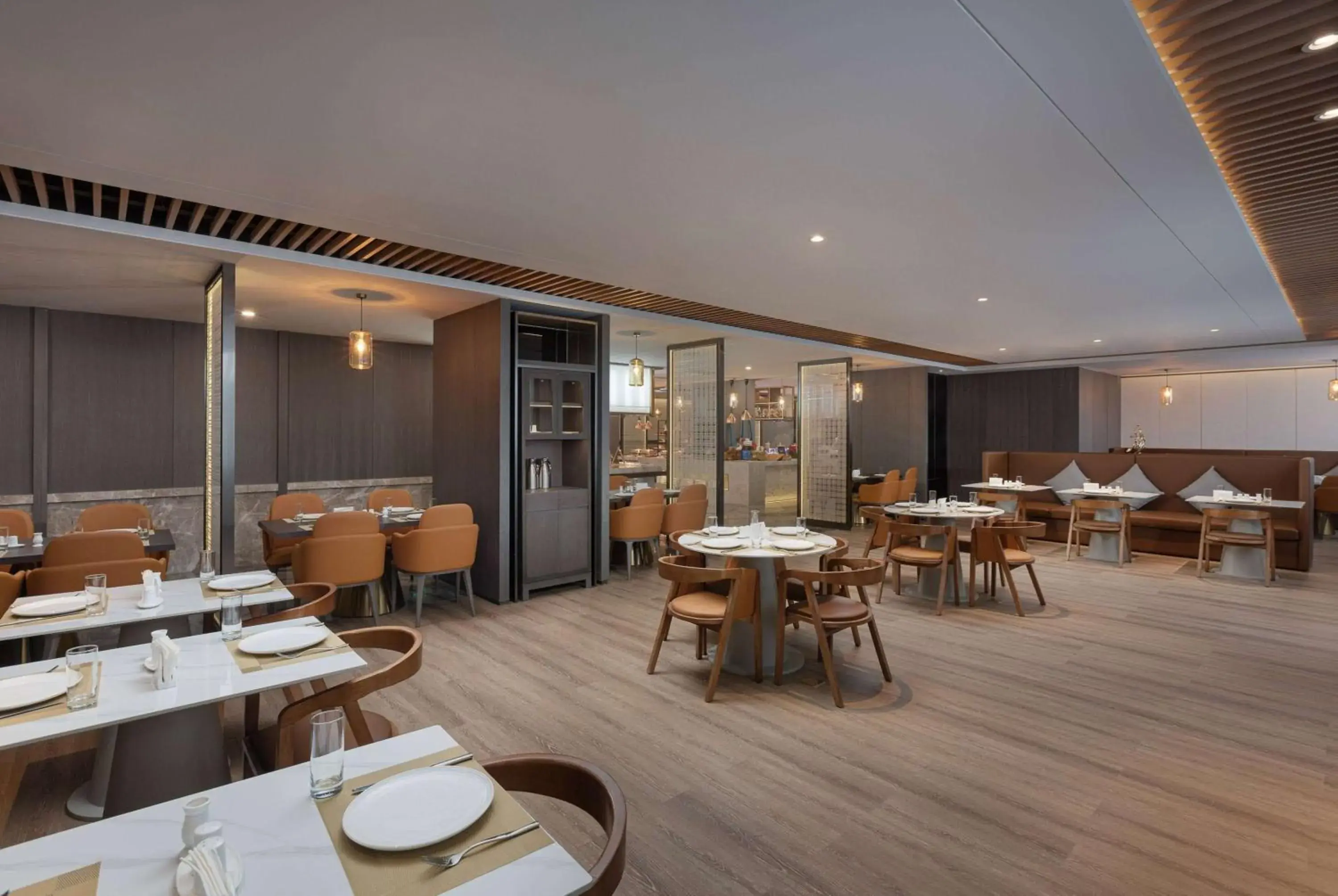 Restaurant/places to eat in Ramada by Wyndham Bayannur Restaurant/places to eat in Ramada by Wyndham Bayannur