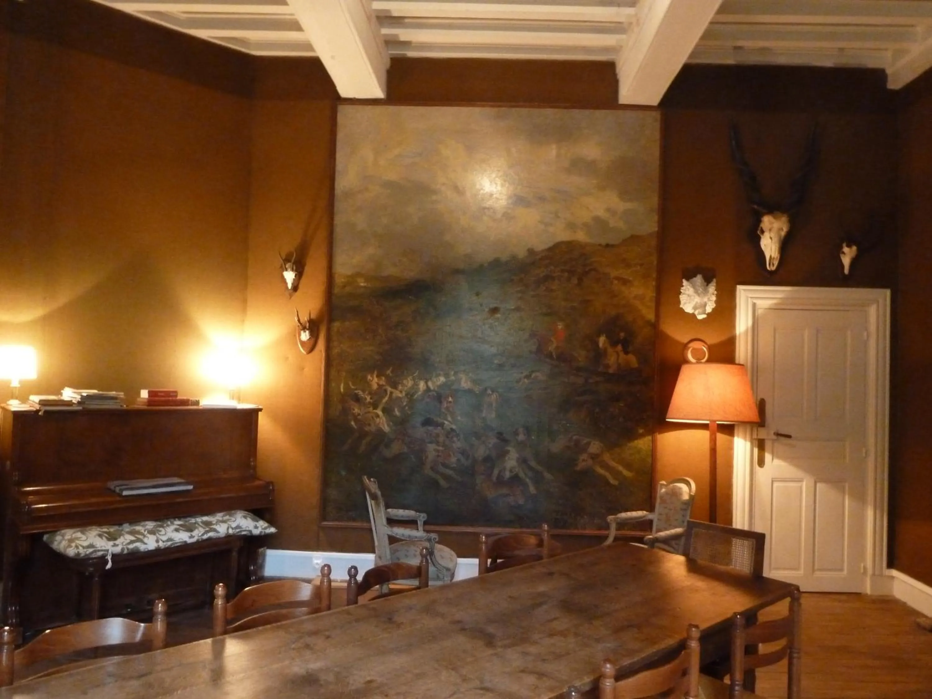 Restaurant/places to eat in Hôtes de Montboulan
