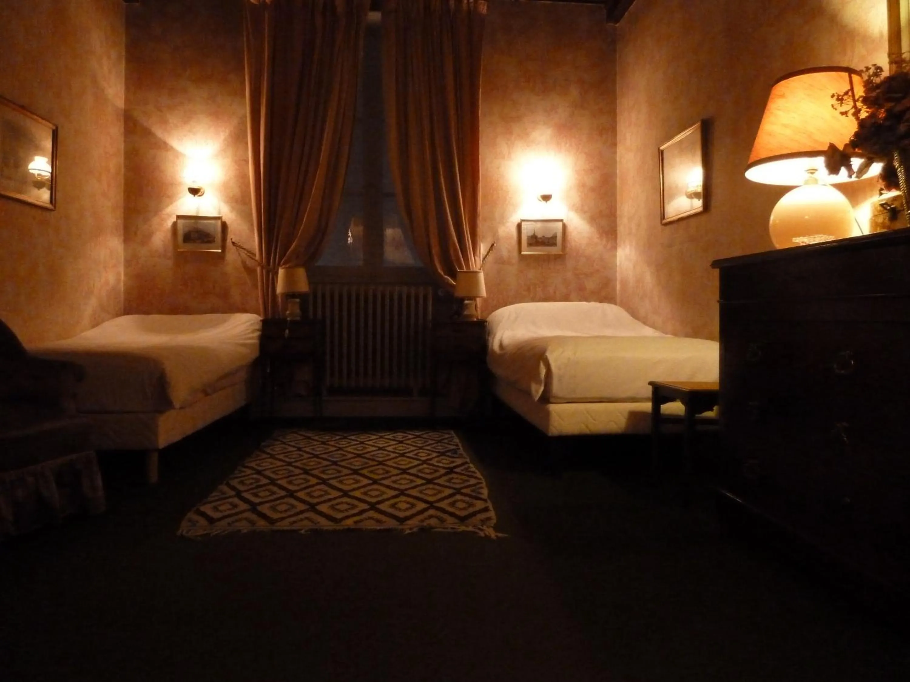 Bedroom, Bed in Hôtes de Montboulan