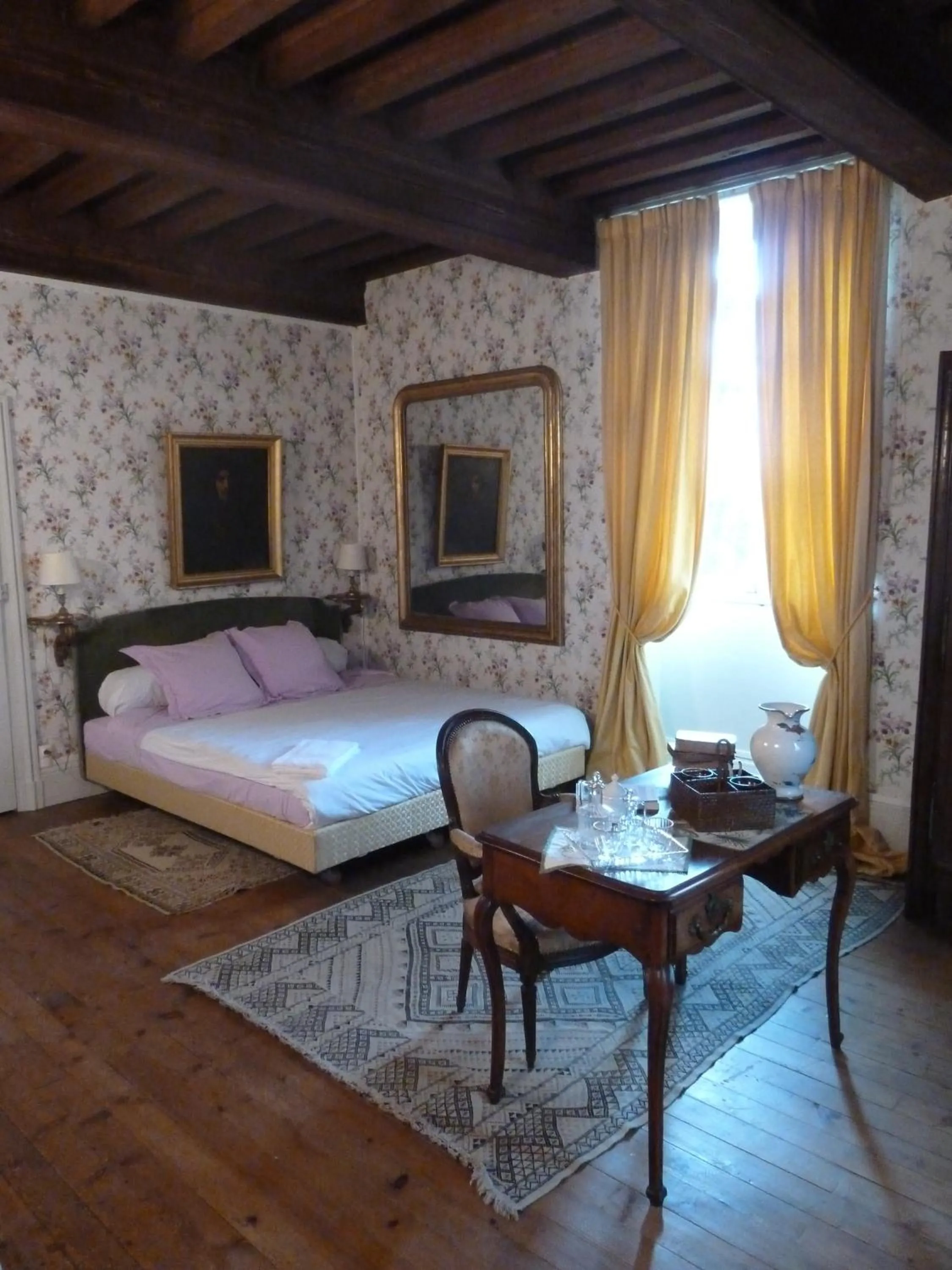 Bedroom, Bed in Hôtes de Montboulan