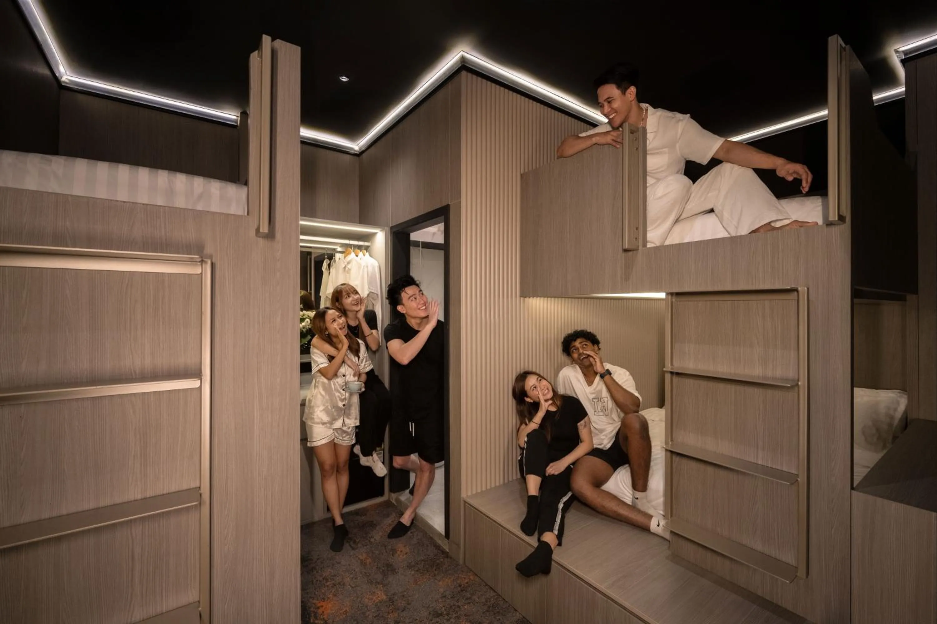 Cube Social Boutique Capsule Hotel at Boat Quay