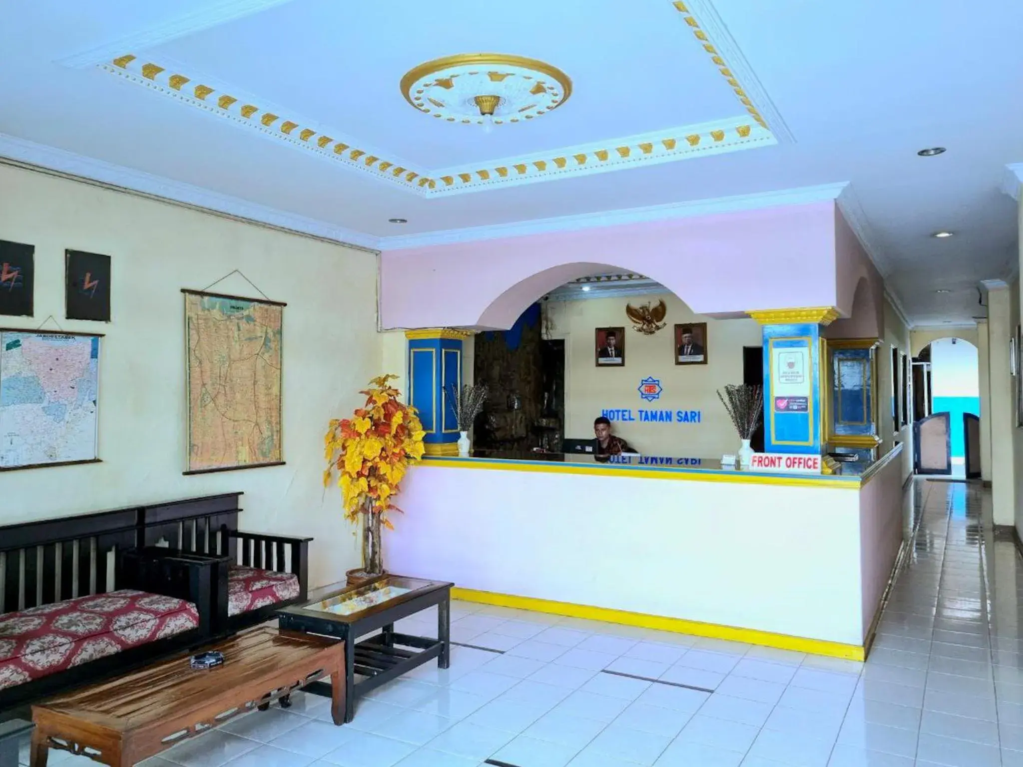 Lobby or reception in Hotel Taman Sari Lobby or reception in Hotel Taman Sari