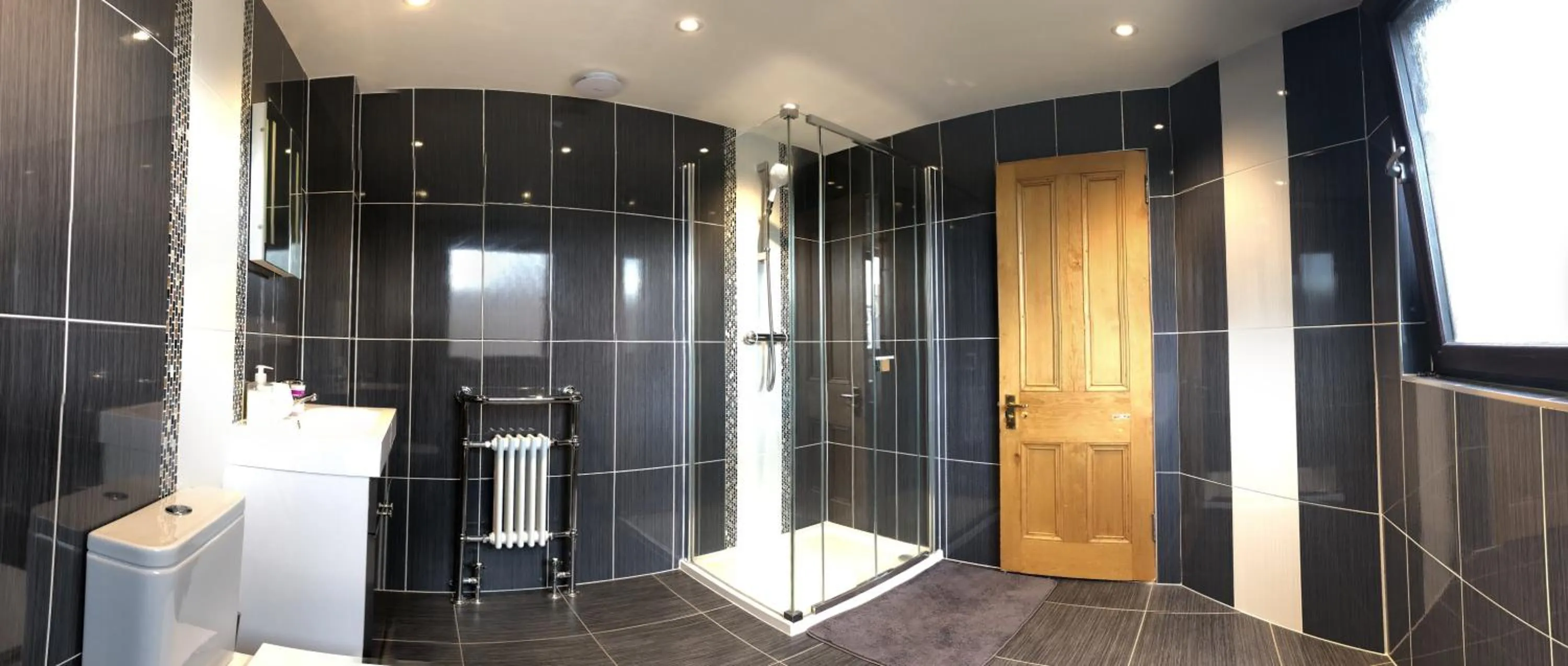 Bathroom in Cruachan Guest House