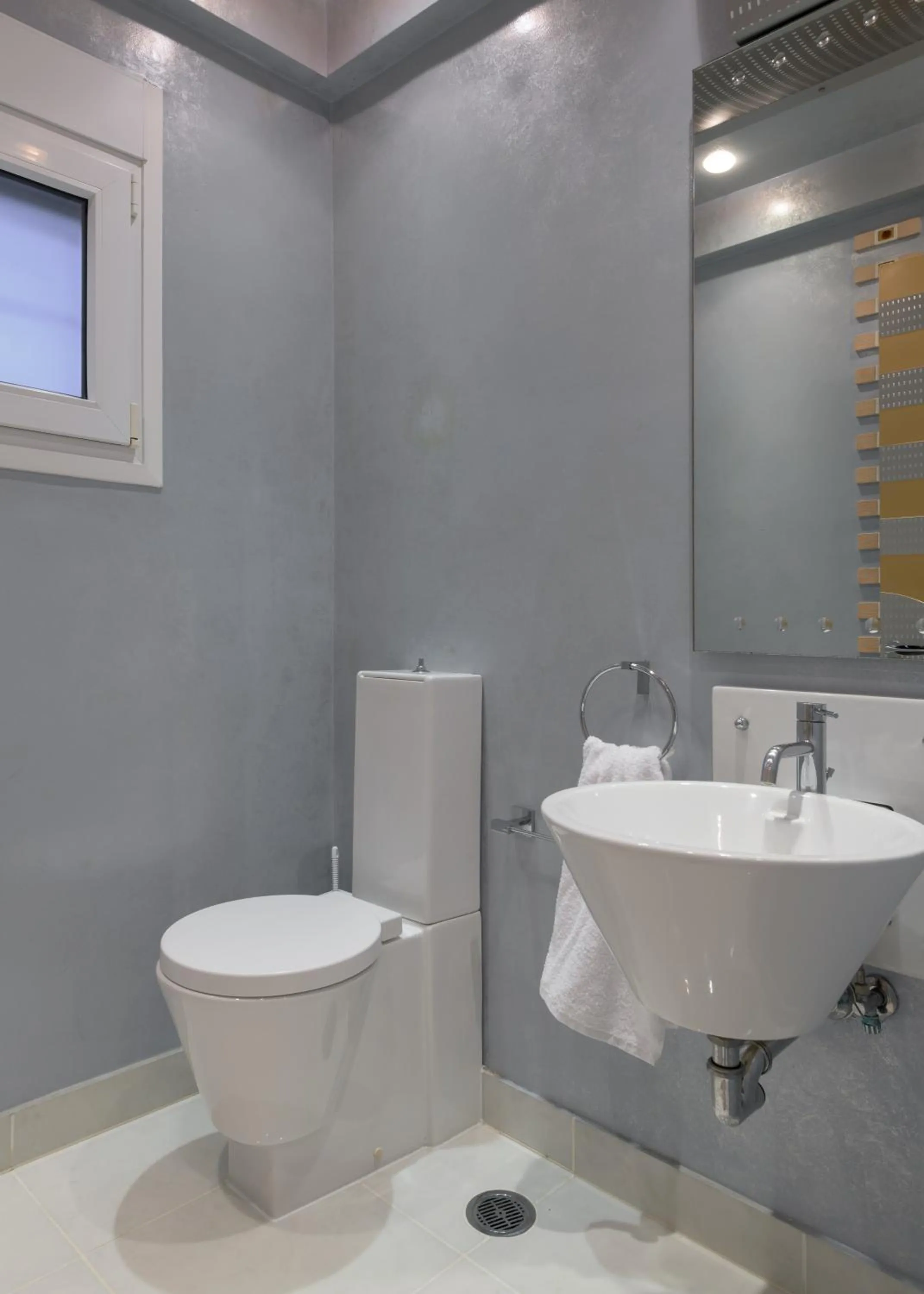 Toilet in Grande Dame Villa of Rhodes
