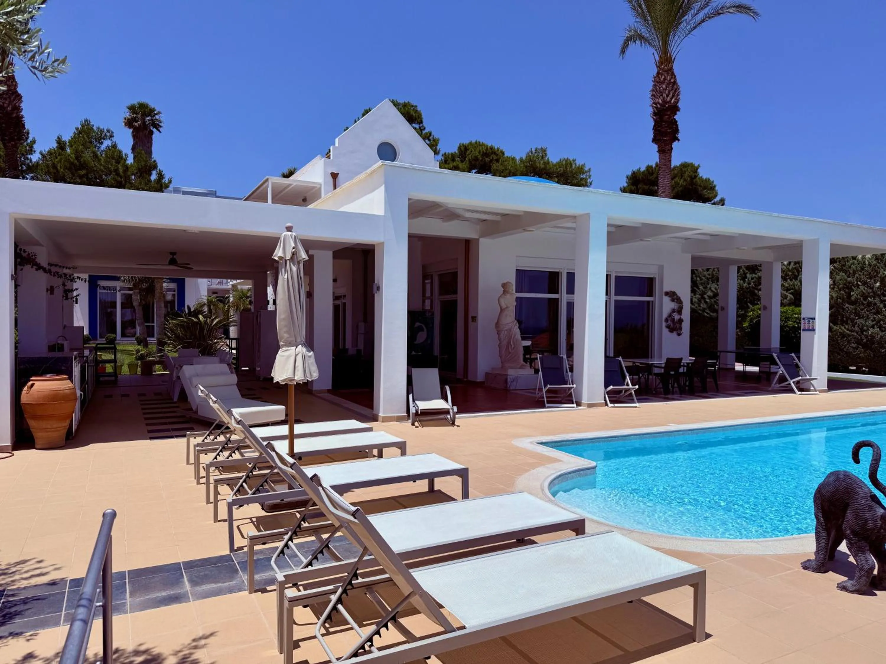 Swimming pool in Grande Dame Villa of Rhodes