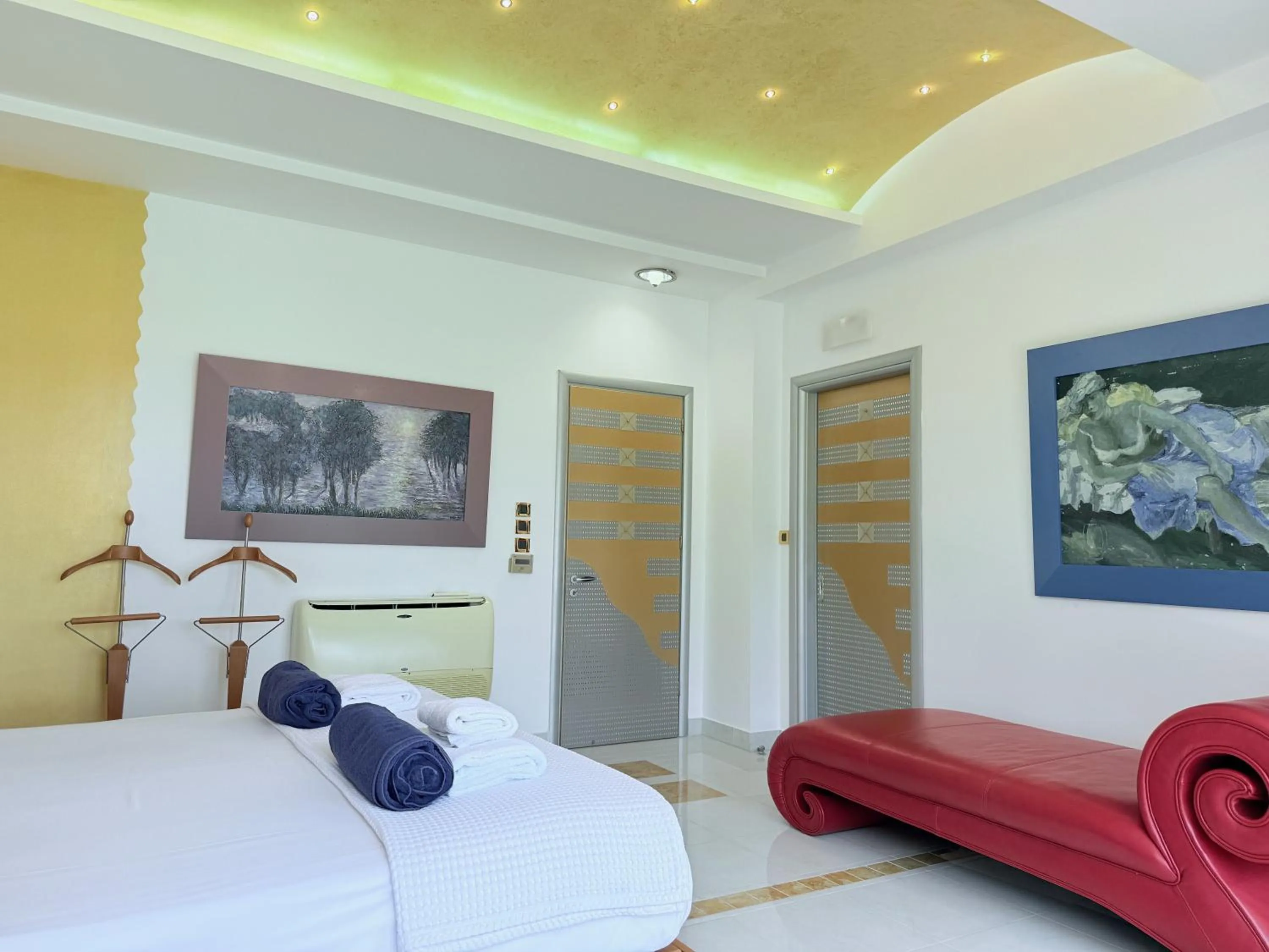 Bedroom, Bed in Grande Dame Villa of Rhodes