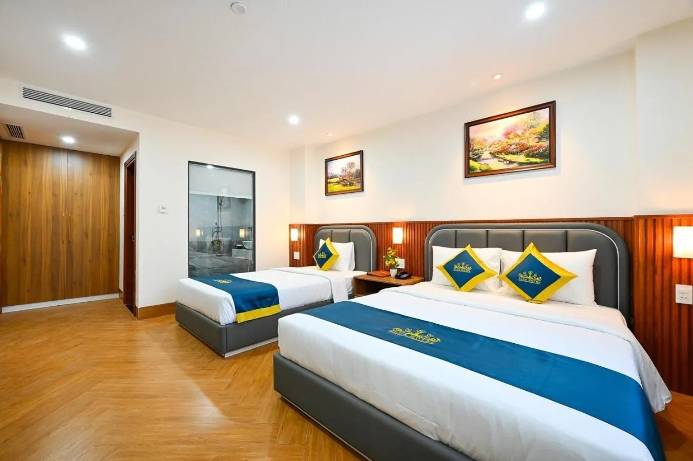 Bed in PLUS VUNG TAU HOTEL