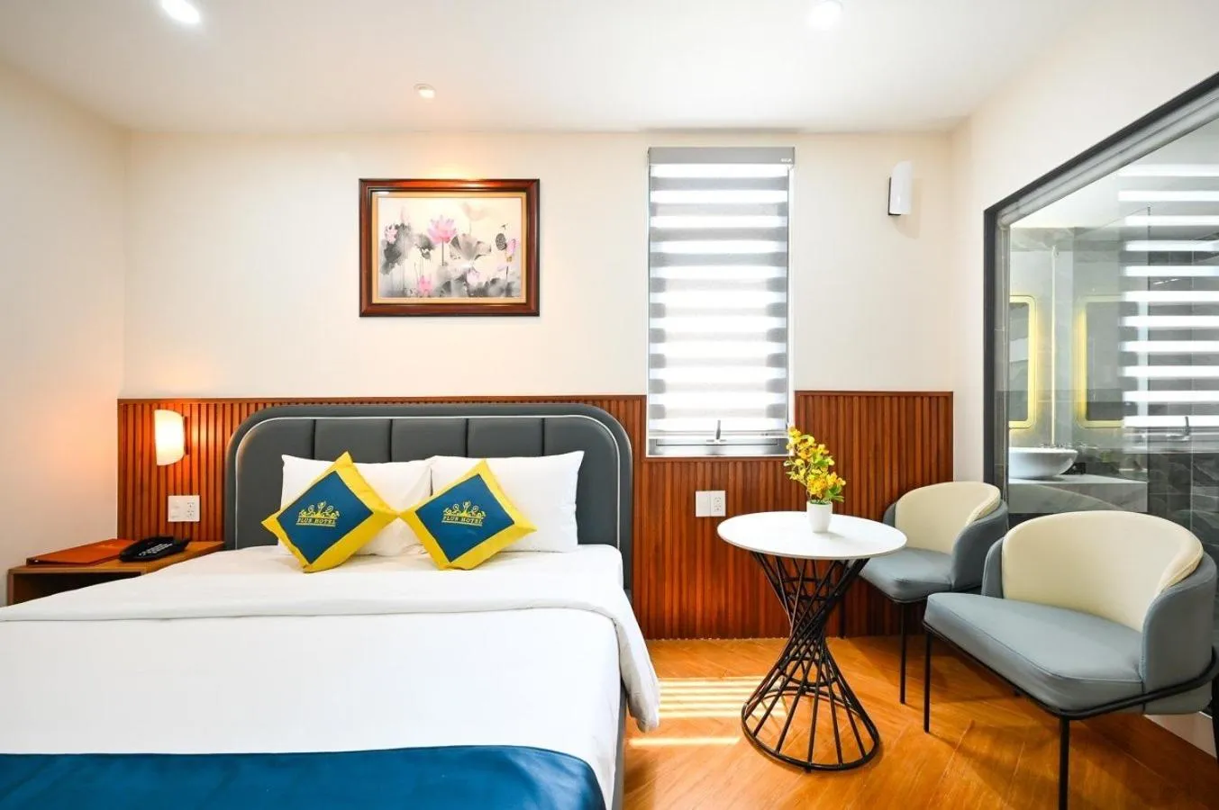 Bed in PLUS VUNG TAU HOTEL