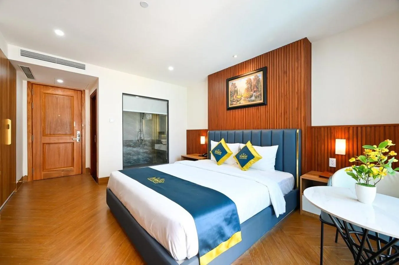 Bed in PLUS VUNG TAU HOTEL
