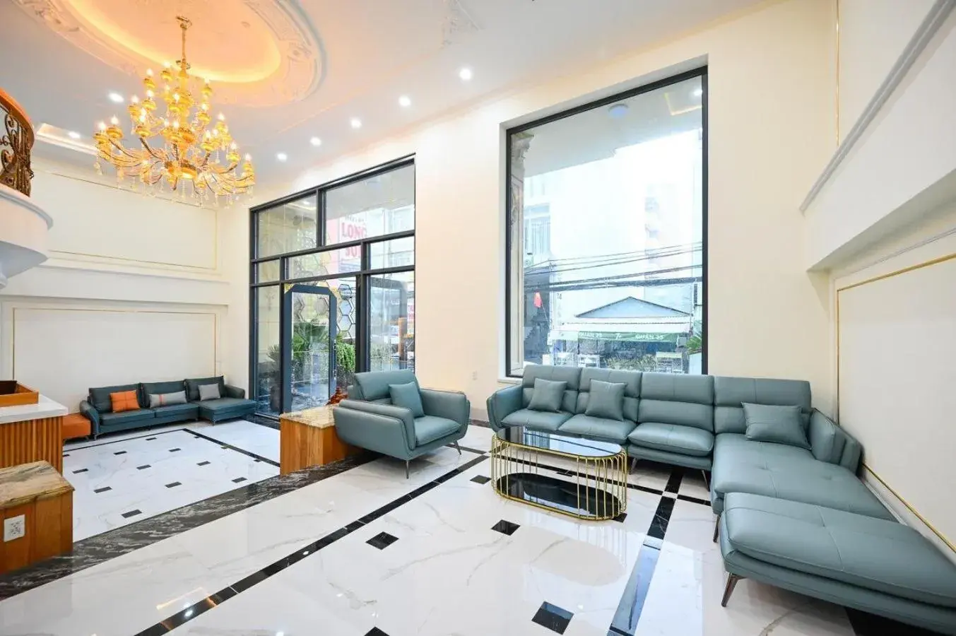 Lounge or bar in PLUS VUNG TAU HOTEL Lounge or bar in PLUS VUNG TAU HOTEL