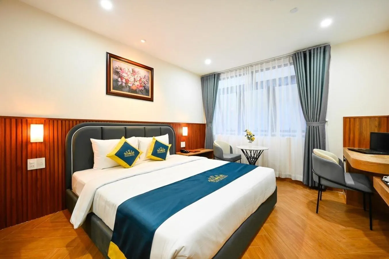 Bed in PLUS VUNG TAU HOTEL