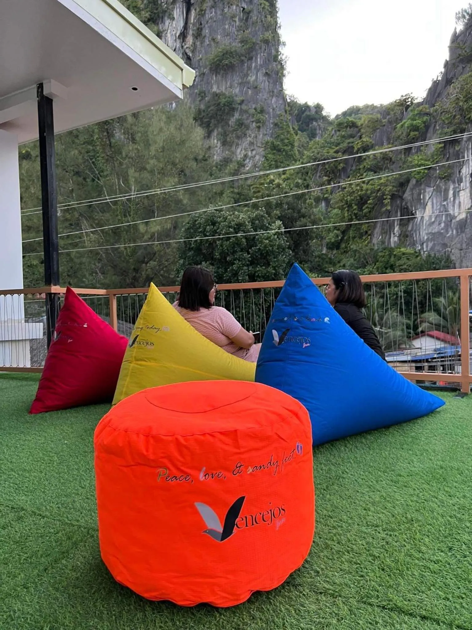 Vencejos Inn - El Nido