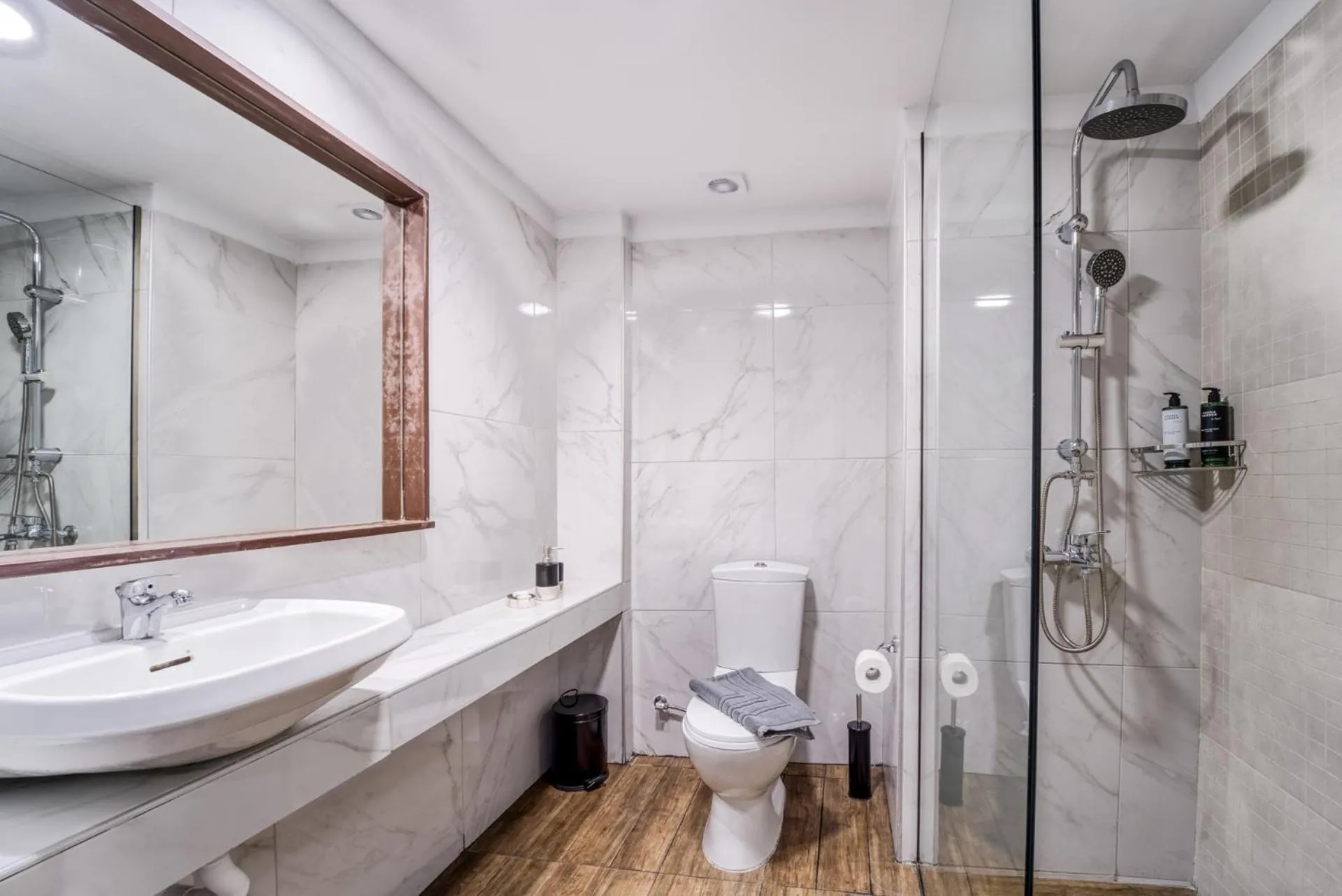 Shower in Island City Boutique Hotel