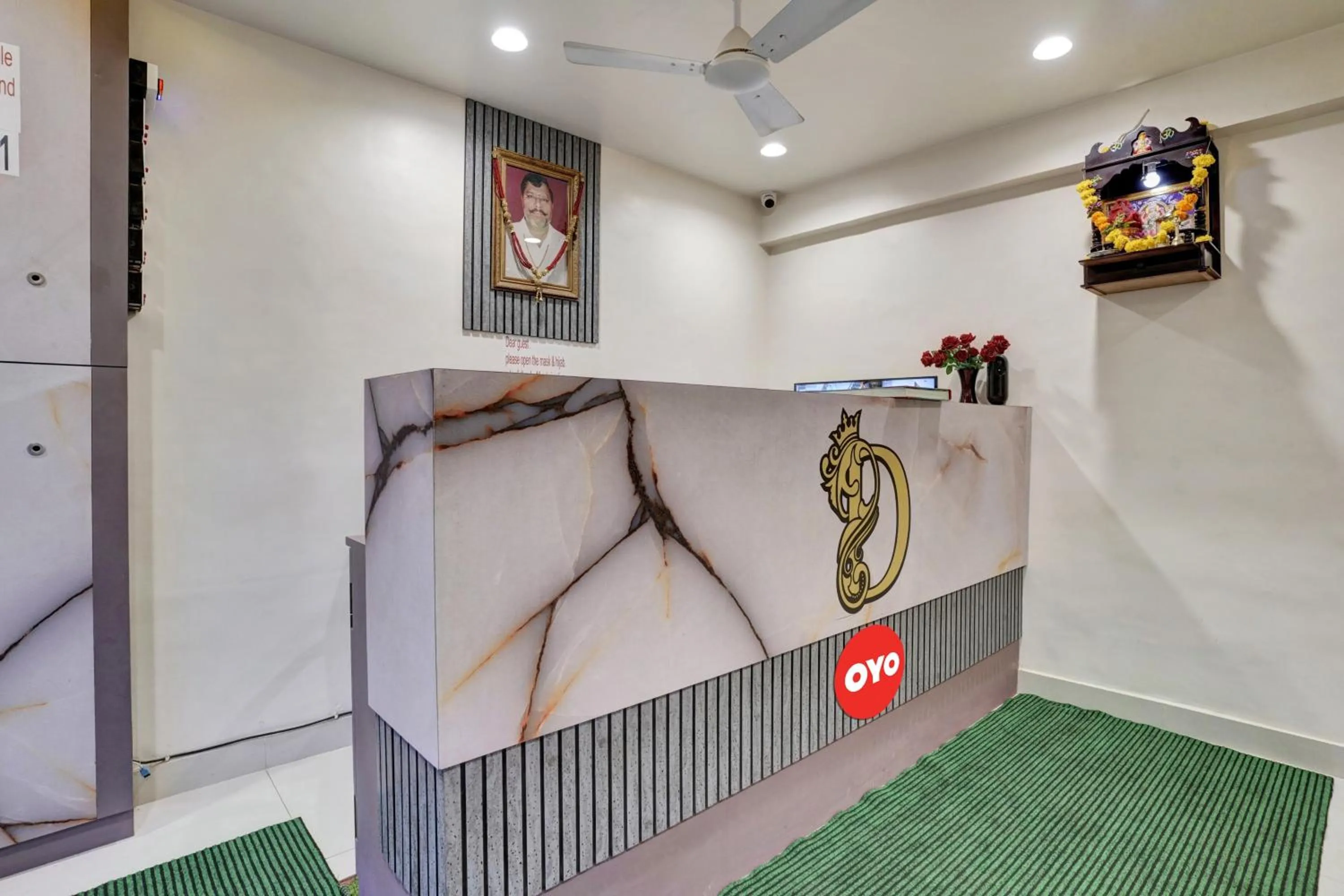 Lobby or reception in Hotel O Dhiman Residency