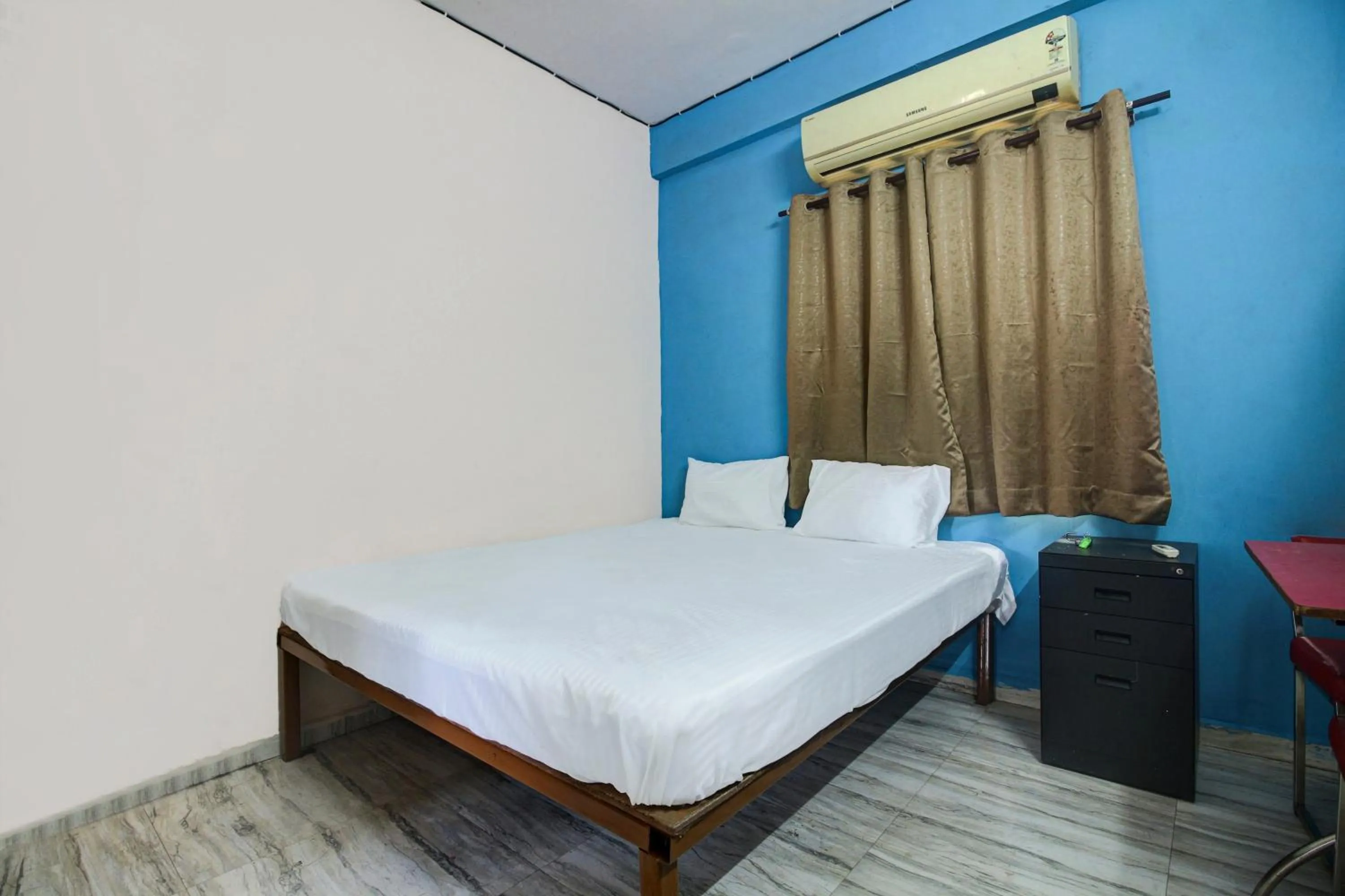 Bedroom, Bed in Hotel O Elite Inn