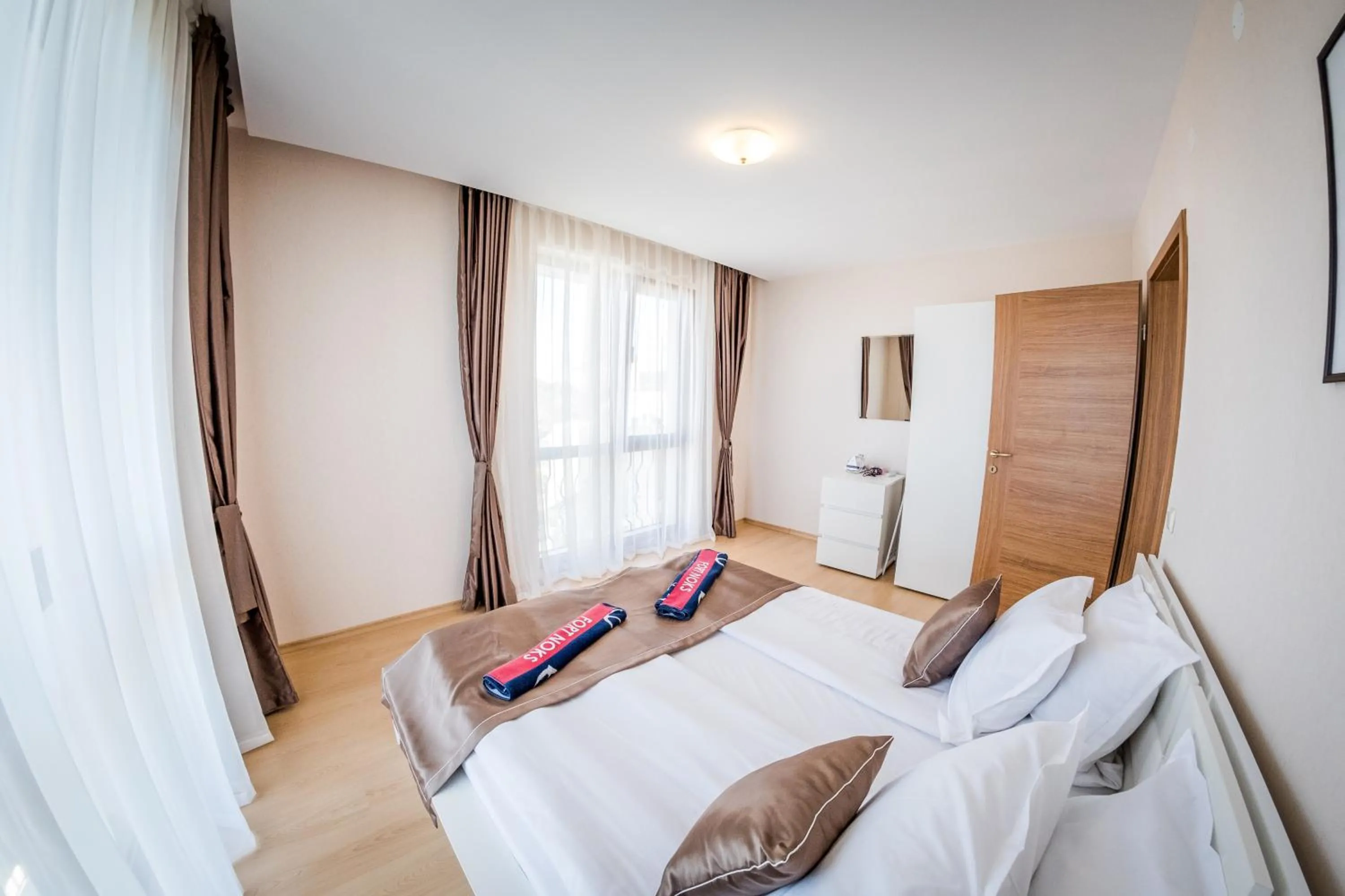 Bedroom, Bed in Prestige Sands Resort