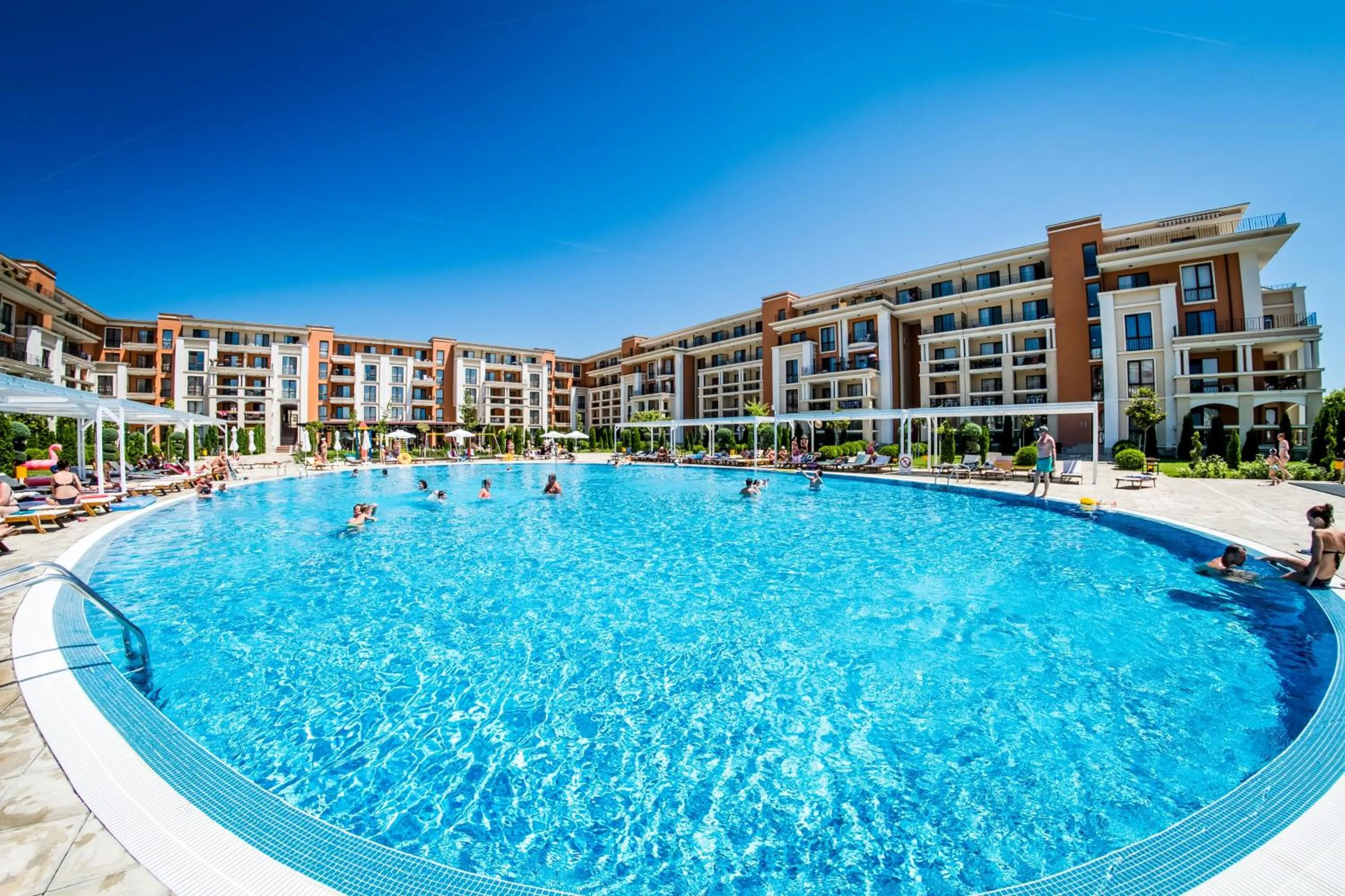 Swimming pool in Prestige Sands Resort