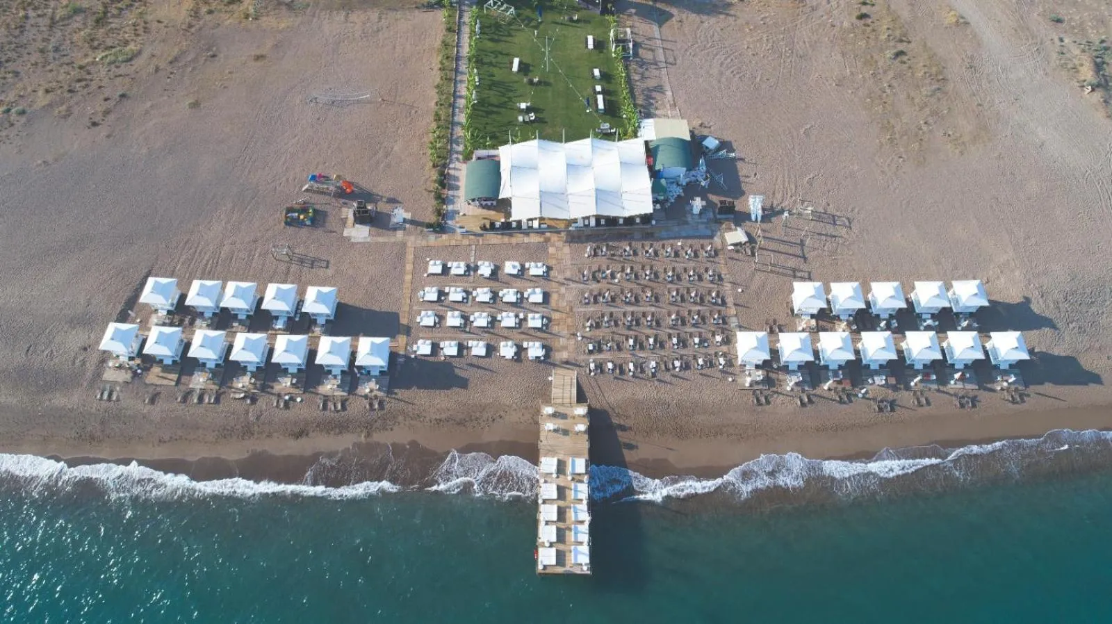 Beach in Gardenya Lara Suit Hotel