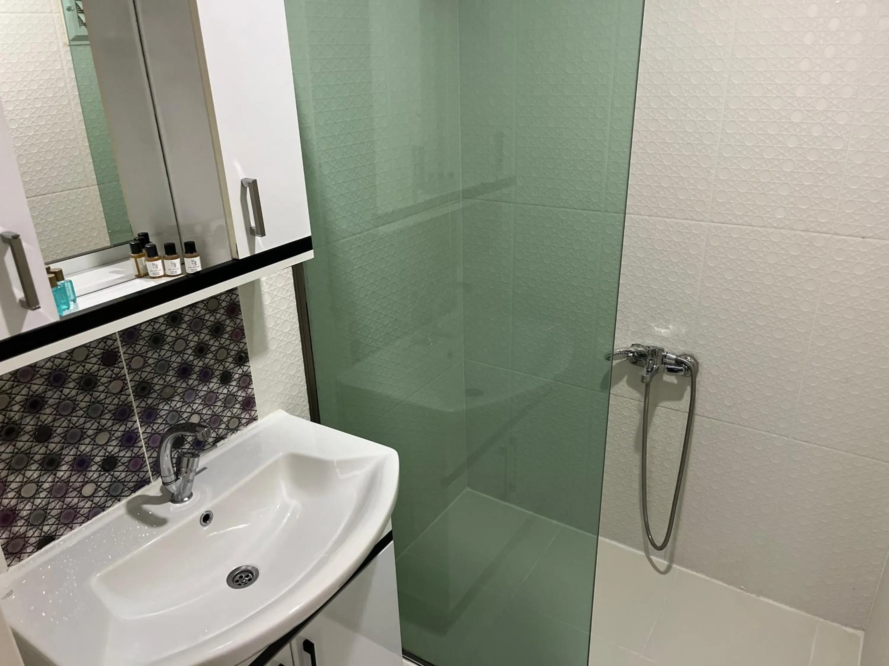 Shower in Gardenya Lara Suit Hotel