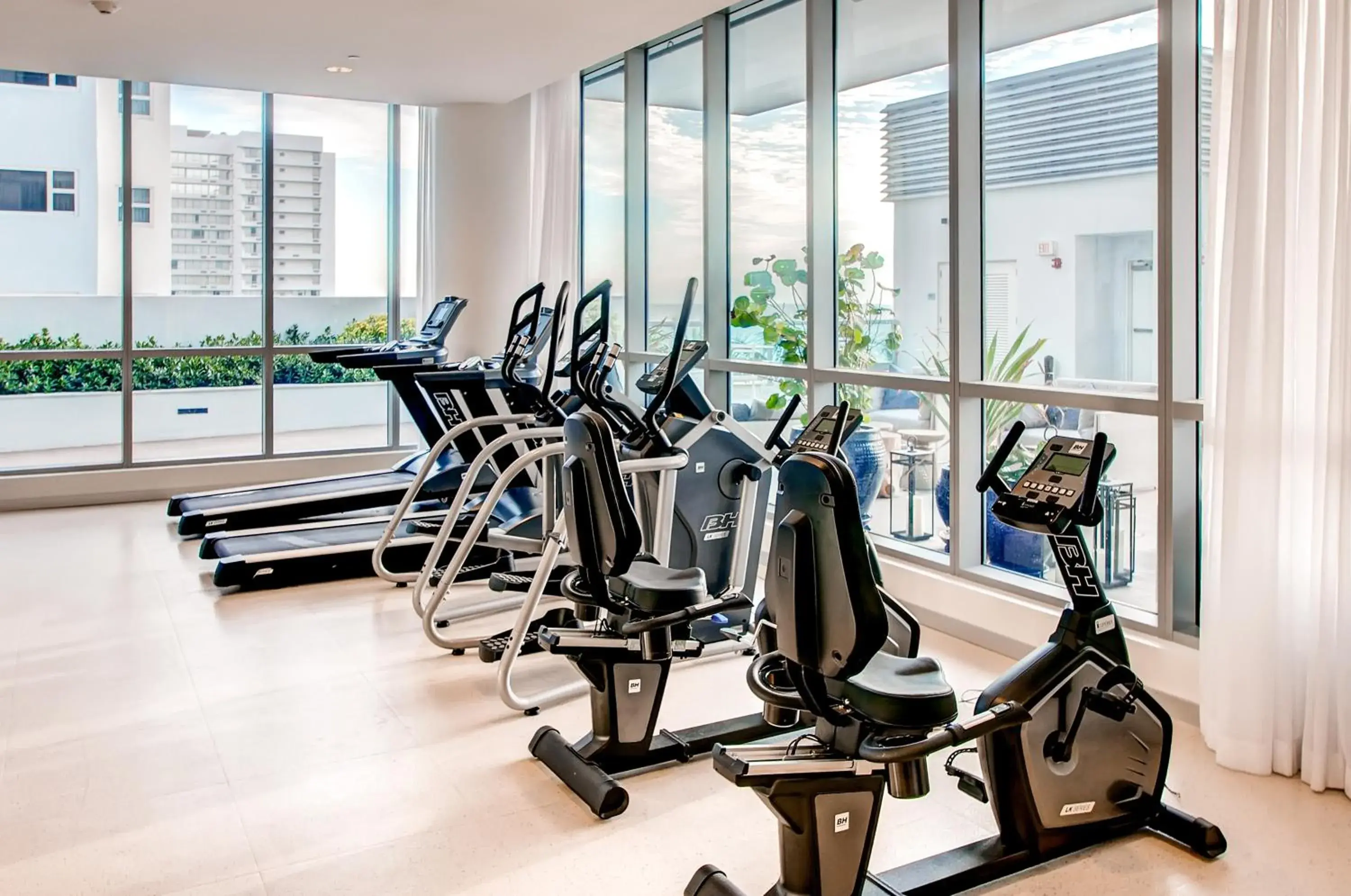 Fitness centre/facilities in Churchill Suites Monte Carlo Miami Beach Fitness centre/facilities in Churchill Suites Monte Carlo Miami Beach