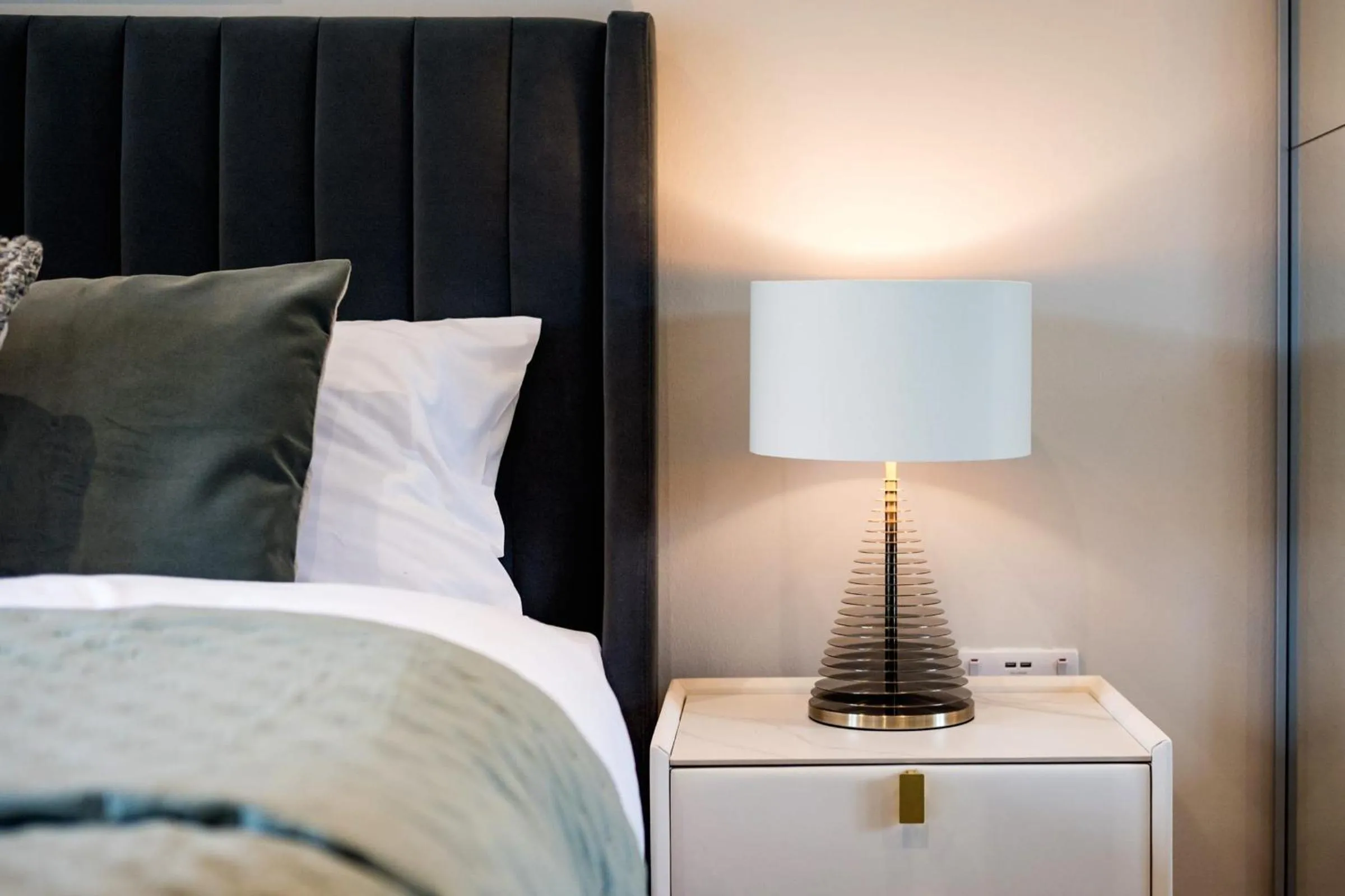 Bed in Marble Arch Suite 8