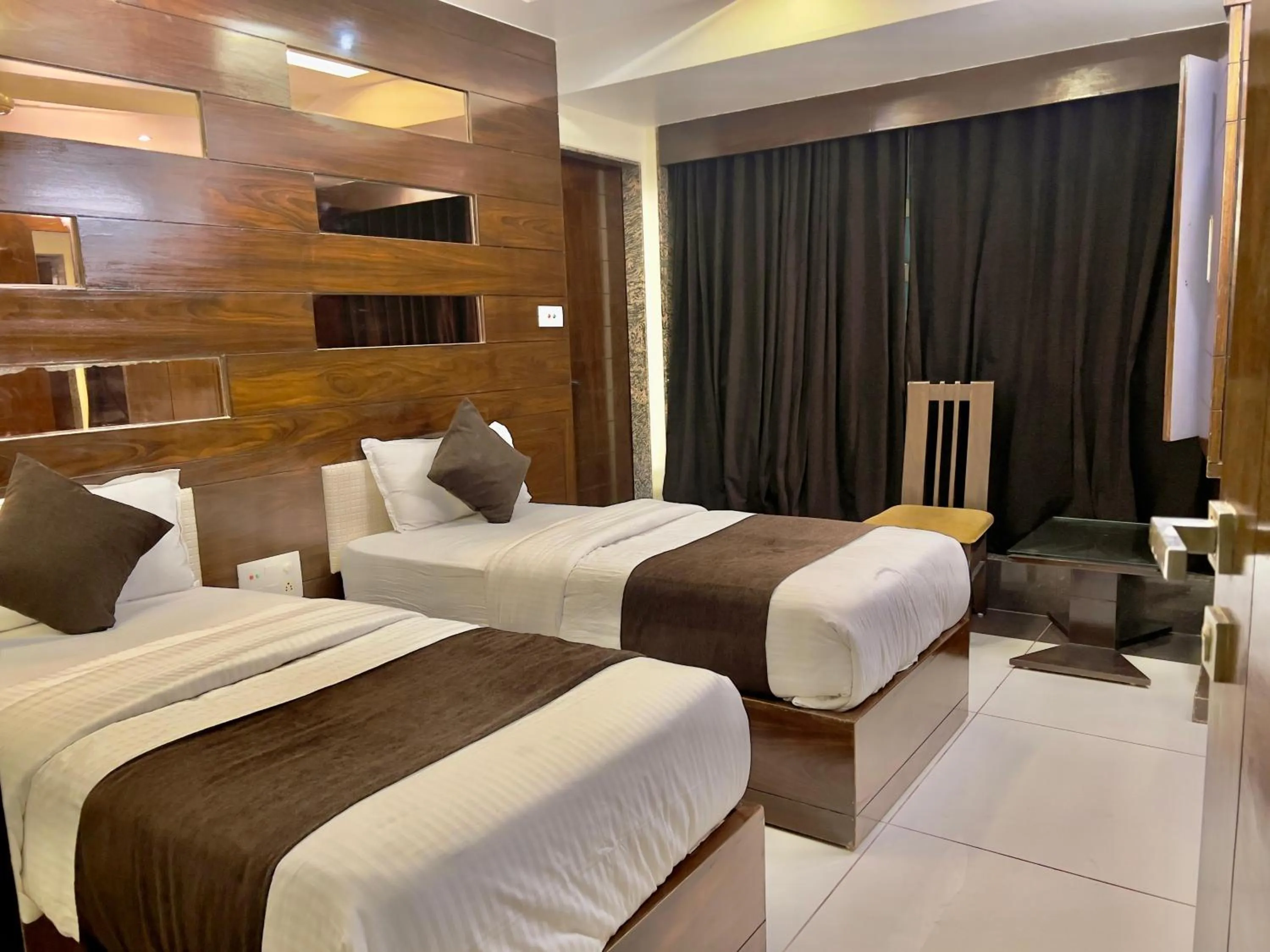 Bed in HOTEL REST INN