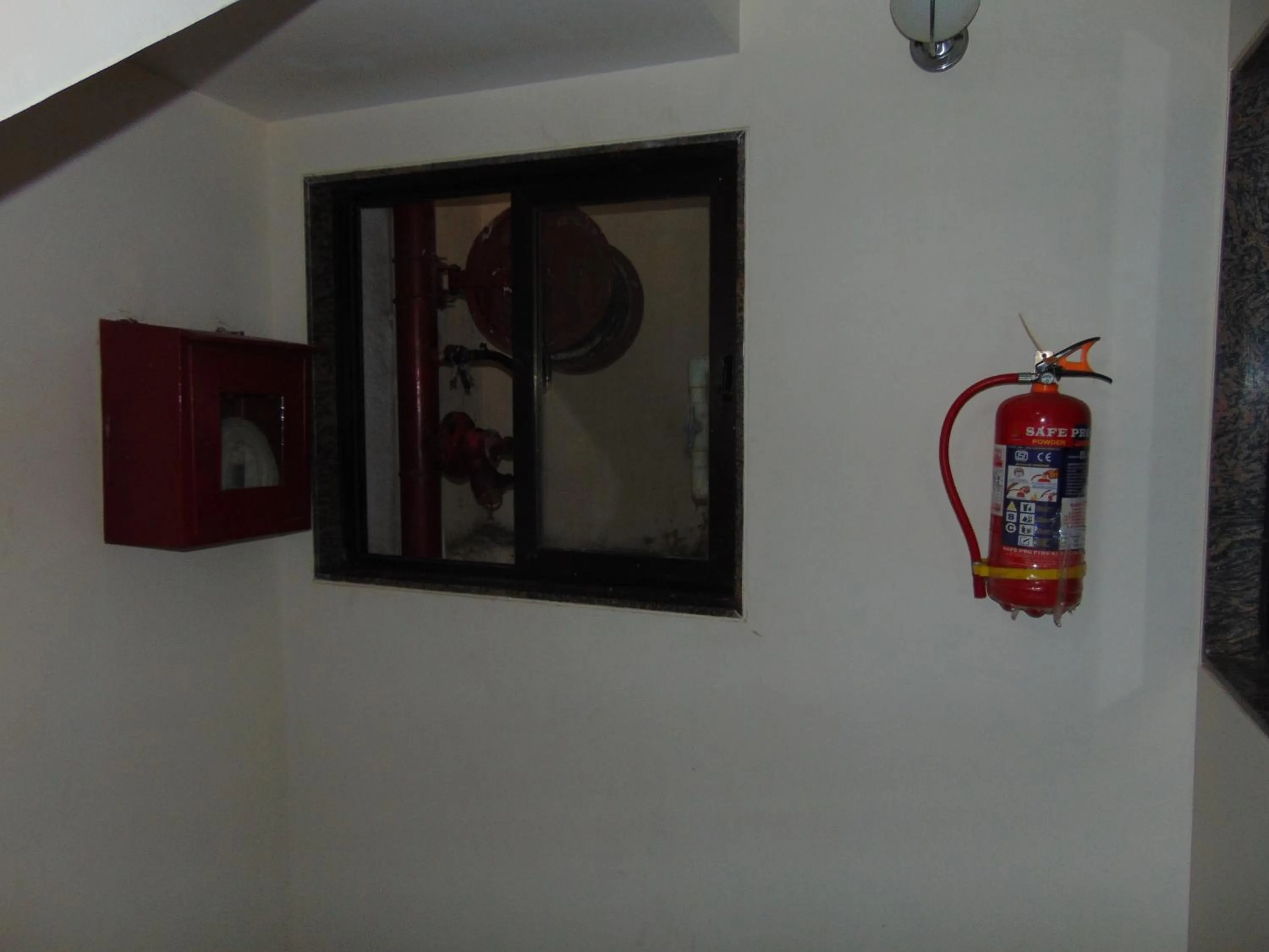 flat iron in HOTEL REST INN