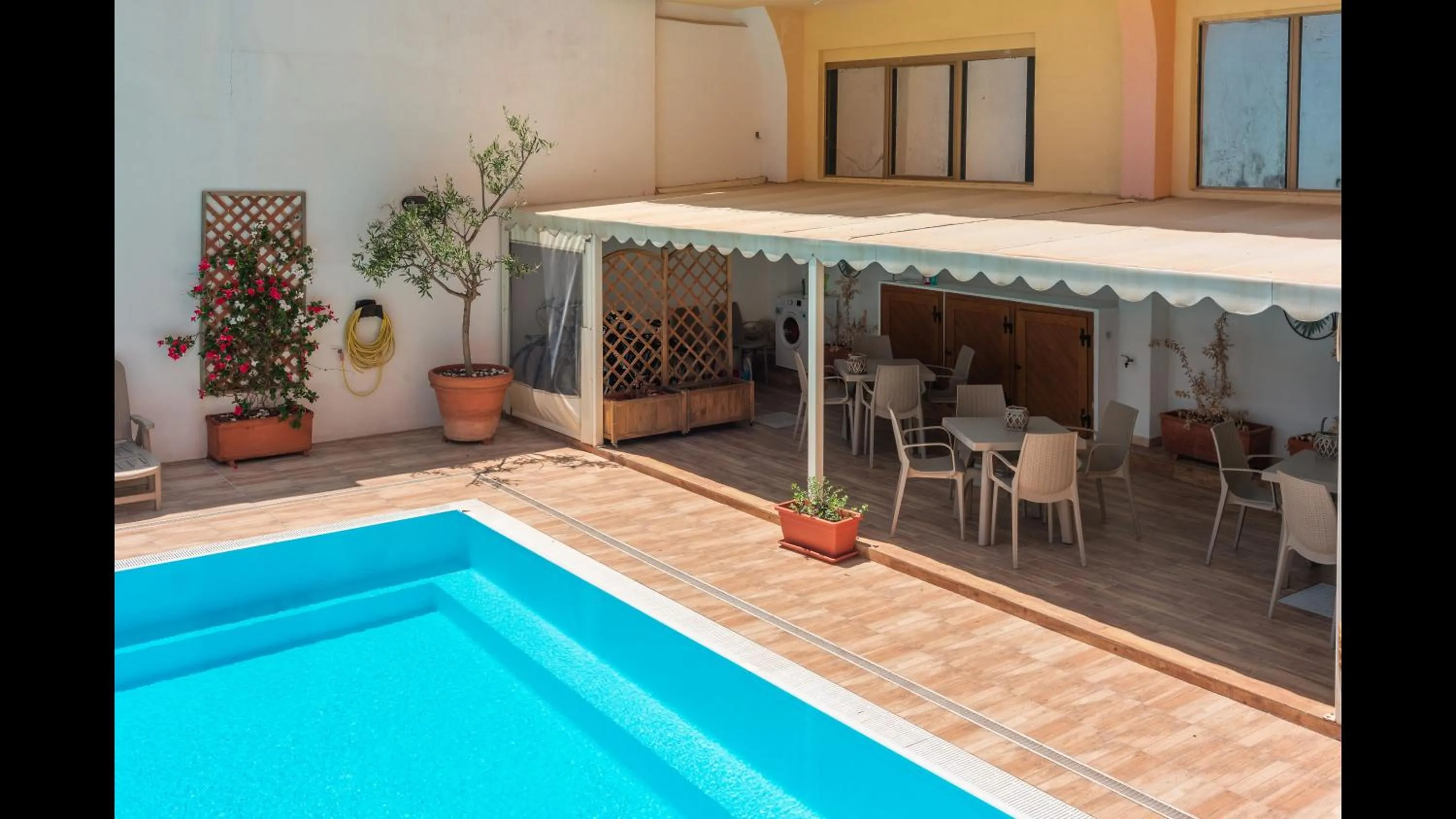 Relaxing Cristal Bedroom apartment sleeps 5 persons