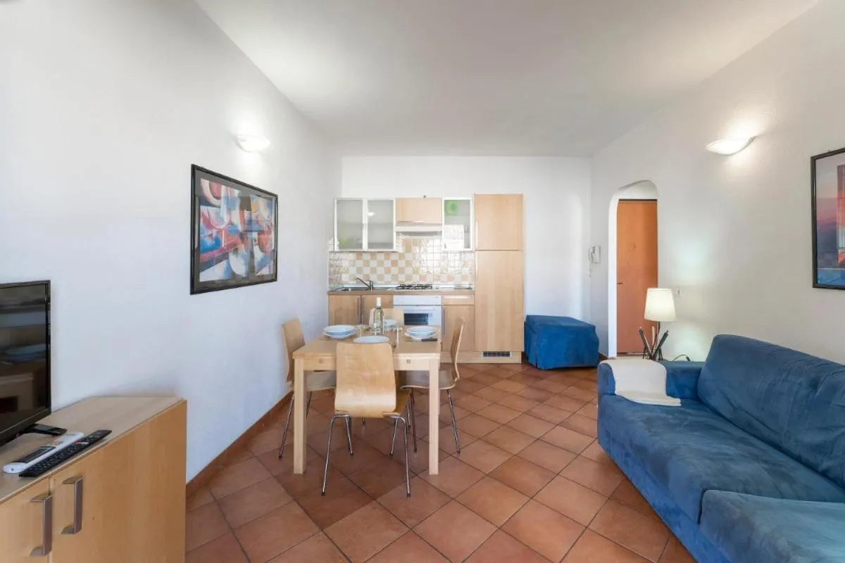 Relaxing Cristal Bedroom apartment sleeps 5 persons