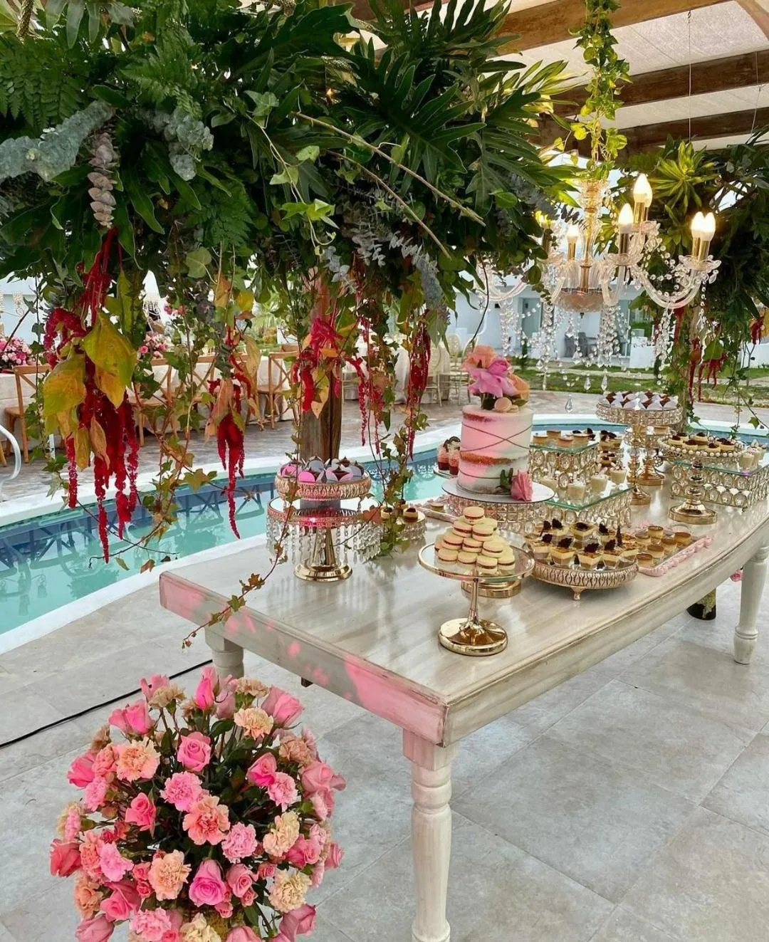 Swimming pool in Hotel Castillo del Mar